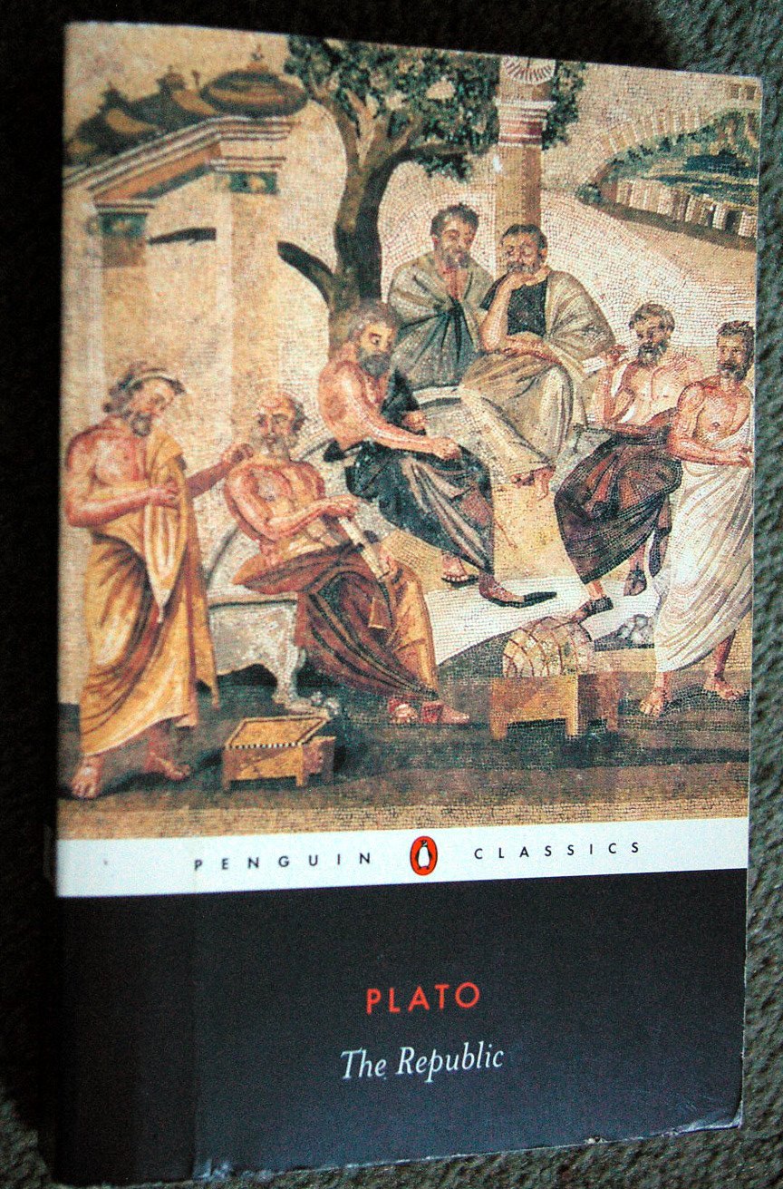 The Republic (Penguin Classics S.) Paperback – 30 Jan. 2003