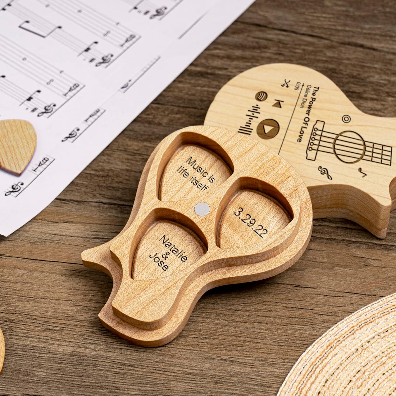 Custom Wooden Guitar Pick Box With 3pcs Picks, Engraved Spotify Song Guitar Pick Box, Wood Guitar Plectrums For Electric, Acoustic, Or Bass Guitar - Maple Wood