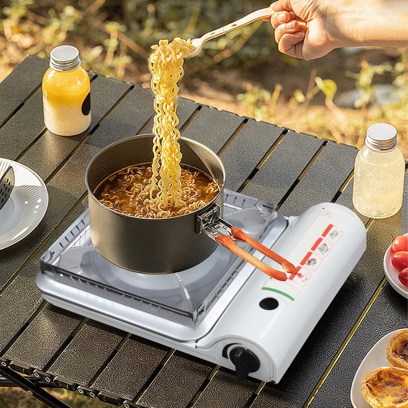 Hornillo de camping portátil con cartucho de gas, cocina de gas butano compacta de aluminio, 1 fuego, estufa de gas Stove con control de llama, pies antideslizantes y asa de transporte (blanco)