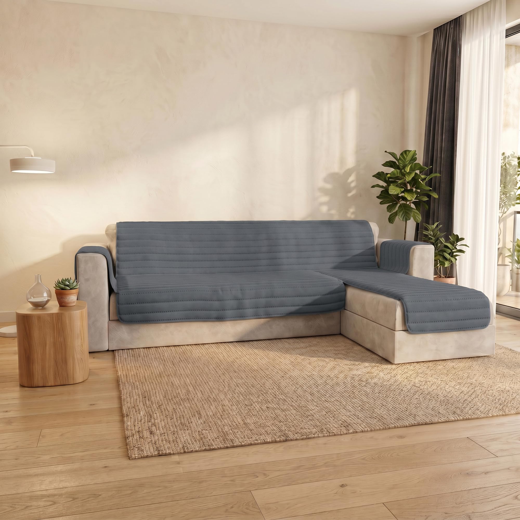 Italian Bed Linen Pinsonic TRENDY Quilted Sofa Cover with Reversible Peninsula, Dark Grey, 240 cm