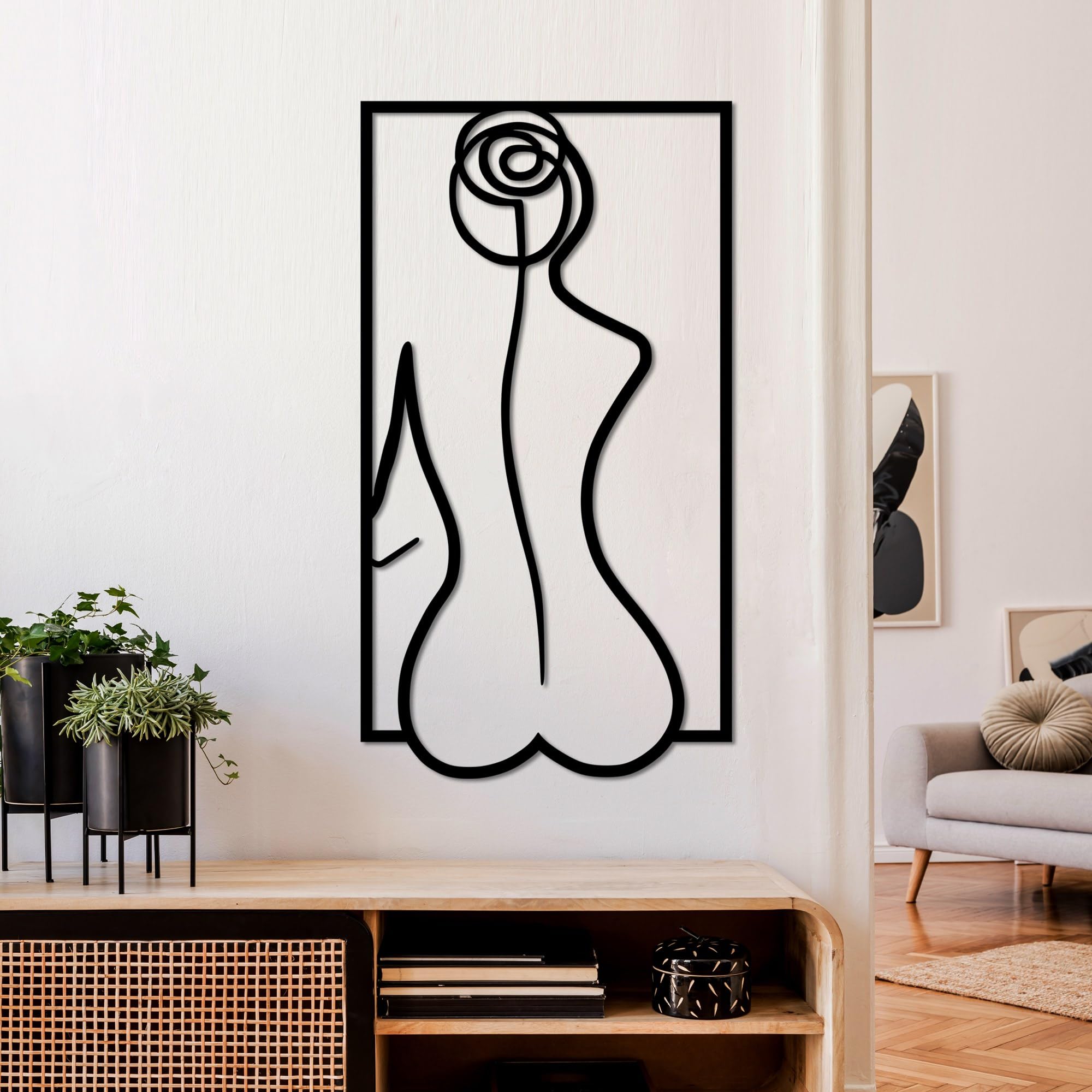 Stylish Black Decorative Metal Wall Accessory, 70 x 38 cm, 100% Metal (1.5 mm Thick), Easy Wall Mounting, Perfect for Modern Home Decor