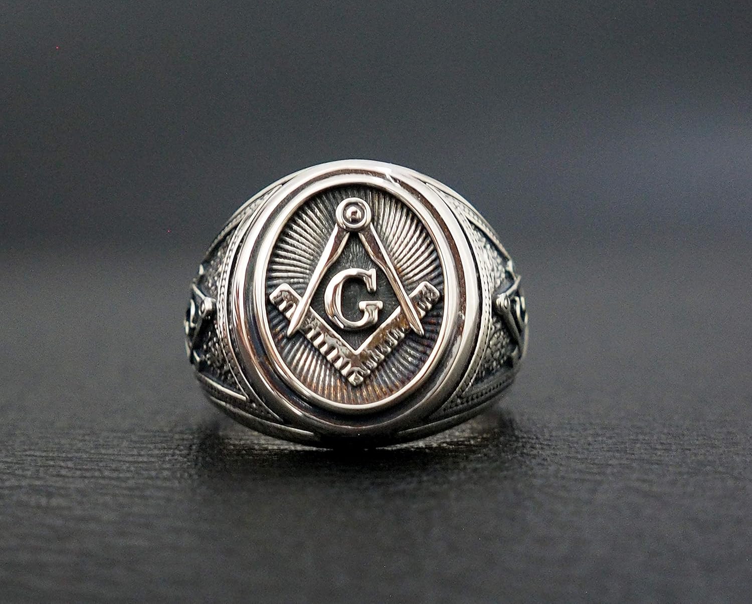 Freemason Master Signet Ring, Mens Masonic Band-Style Ring, Sterling Silver