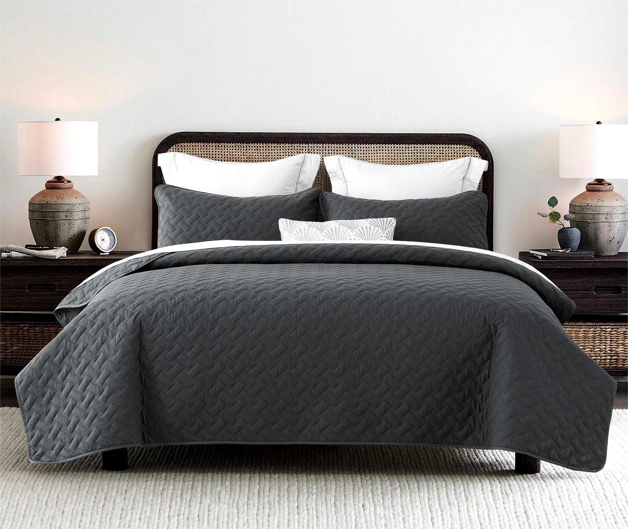 DURLENGEN Dark Grey Quilt Set California King Size 3Pcs, Modern Basket Weave Patter, Ultra Sofy Bedspread ＆ Coverlets, All Season Lightweight並行輸入