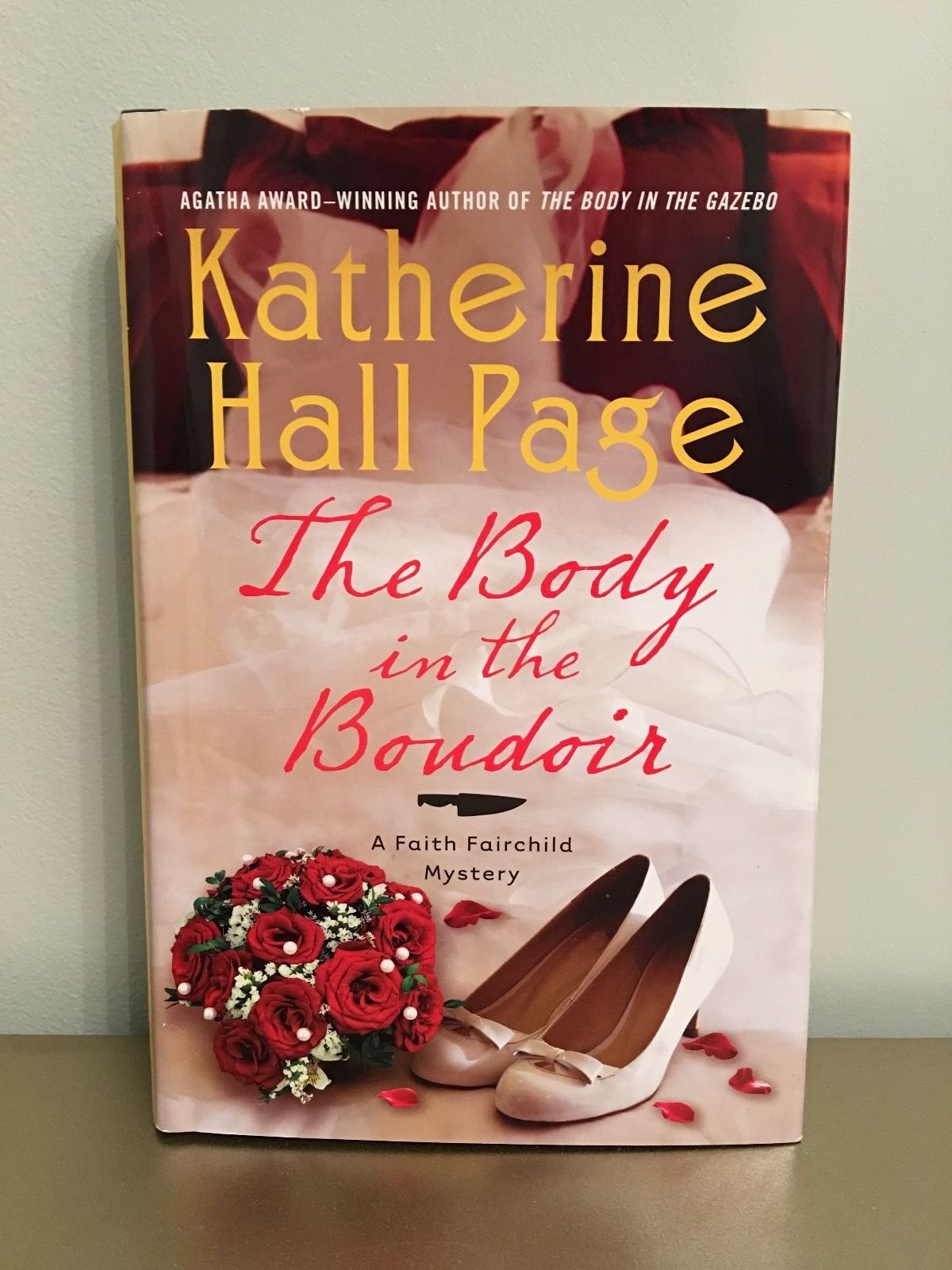 Buy The Body in the Boudoir: A Faith Fairchild Mystery (Faith Fairchild Mysteries, 20) — BookShops.in