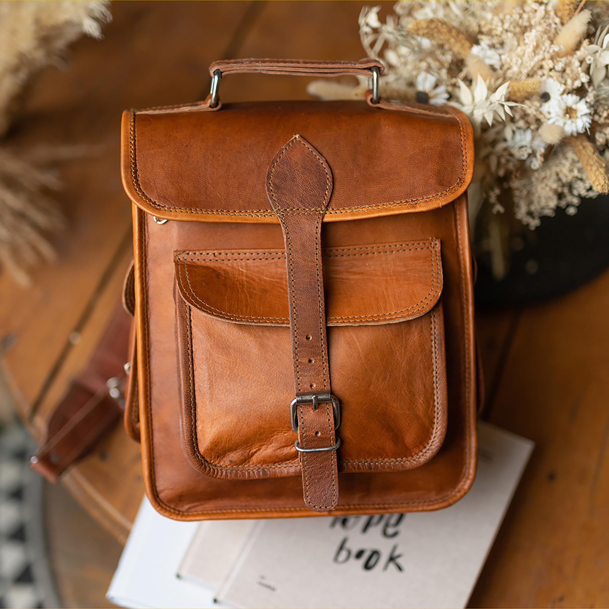 Gusti Zaino in pelle Leder da donna e da uomo – Zaino vintage realizzato a mano in vera pelle di capra, versatile come zaino per laptop in pelle, ampio spazio di stivaggio, design boho retrò