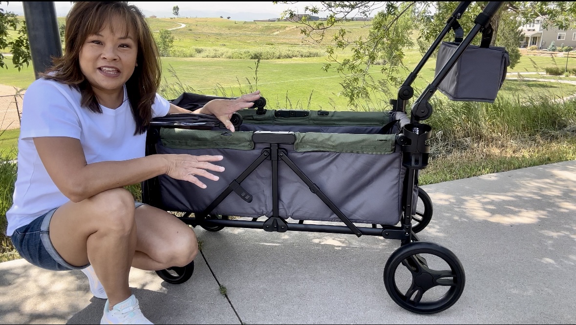 Watch See ALL FEATURES of Jeep Sport All-Terrain wagon stroller on