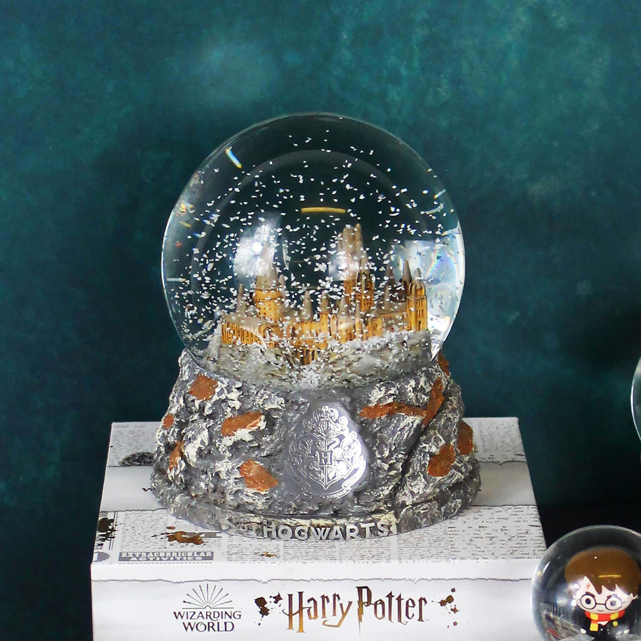 Half Moon Bay SGHP01 Harry Potter Schneekugel mit Hogwarts-Schule, Mehrfarbig