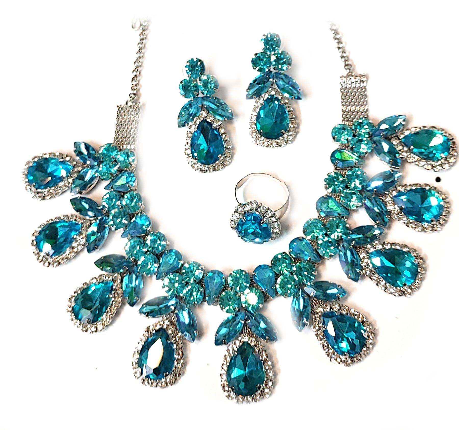See full amazon price history chart for Level up point -GLASS BEADS COMBO SETS Statement Necklace and Earring For Women and girls design any occasion (BLUE) Level up point -GLASS BEADS COMBO SETS Statement Necklace and Earring For Women and girls design any occasion (BLUE) (B0CKRFLKQN) Amazon Price History, Amazon Price Tracker