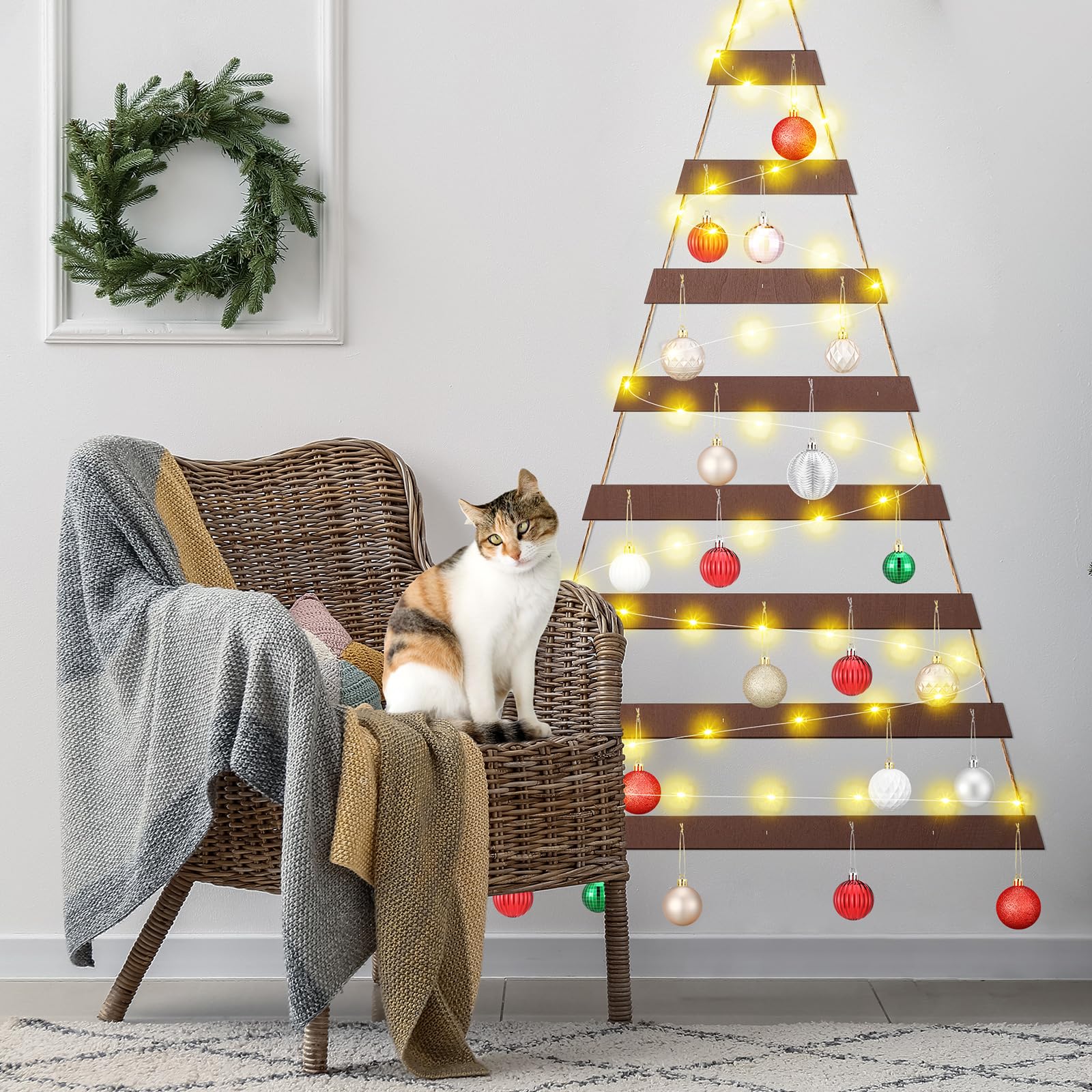 Vercraft Sapin de Noël Mural résistant aux Chats avec lumière à Suspendre - Sapin de Noël en Bois à Suspendre avec Crochets - Décoration de Noël Plate pour la Maison ou Le Bureau