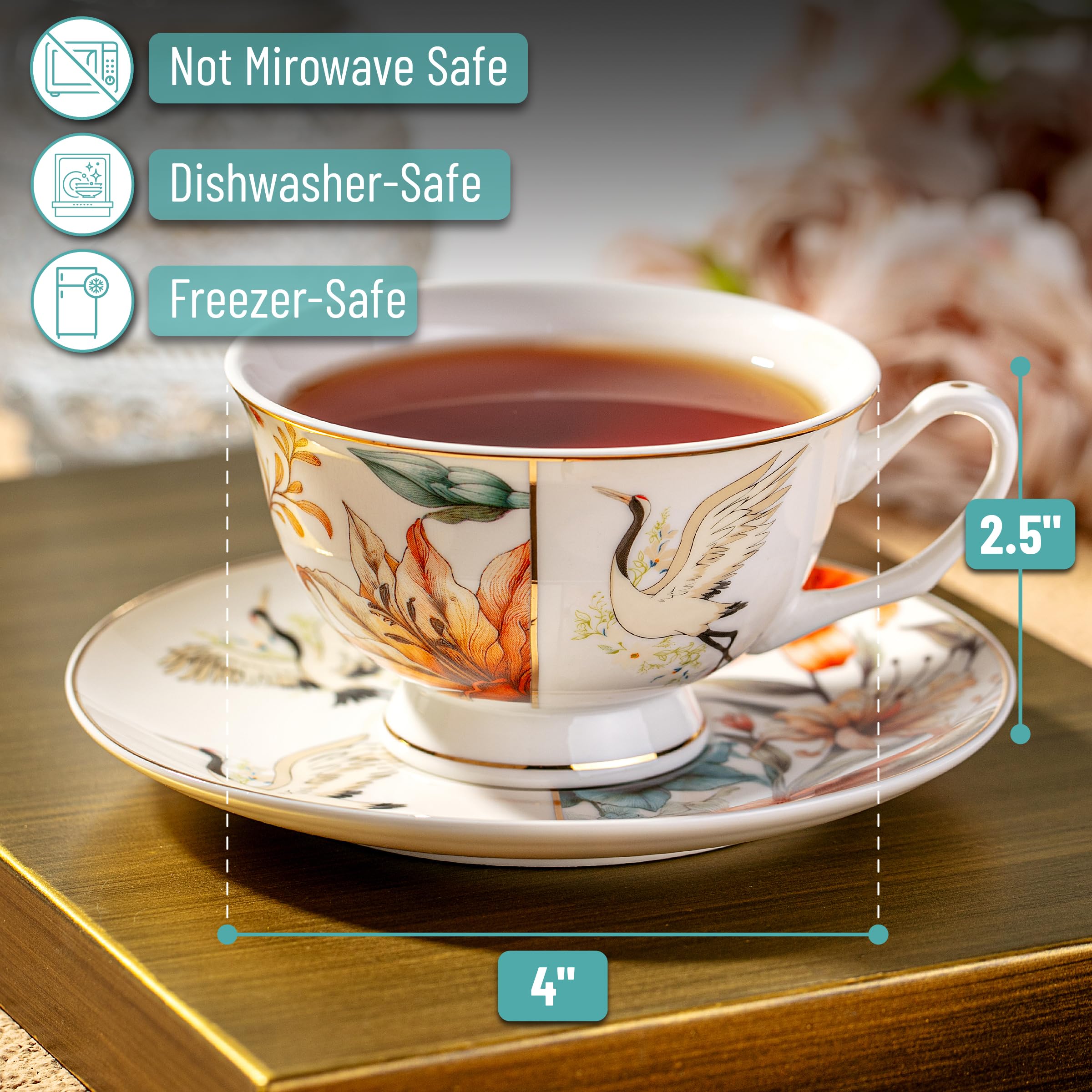 洋書 ティーカップ 'Cups & Saucers' 陶磁器 洋書 ティーカップ ´Cups