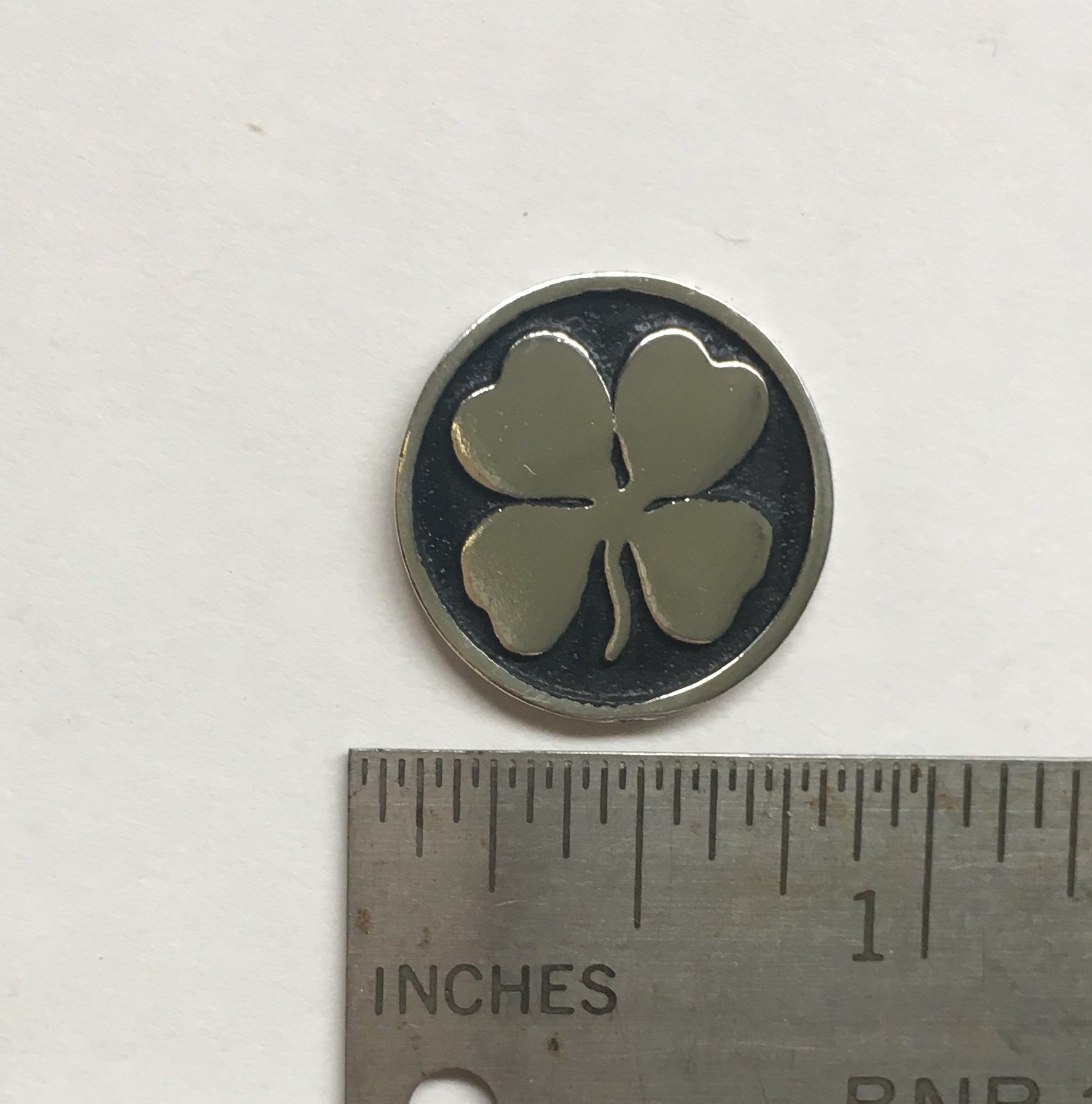 KiskatomCat Sterling Silver Lucky 4 Leaf Clover Golf Ball Marker, Putting Mark, Golf Gift