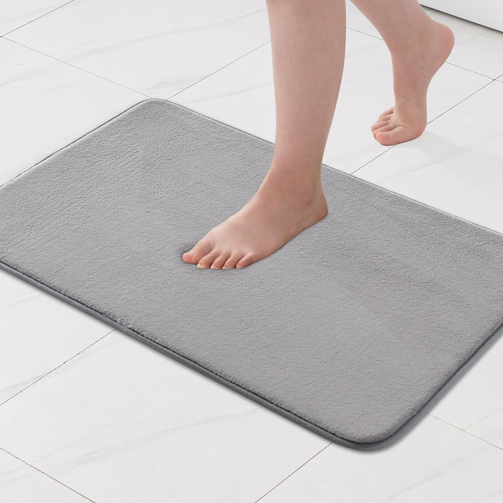 MIULEE 1 Pieza Alfombra de Baño Microfibra Antideslizante Alfombra Suave Super Absorbente Color Sólido para Baño Dormitorio Pasillo Sala de Estar Cocina 40x60cm Gris Claro
