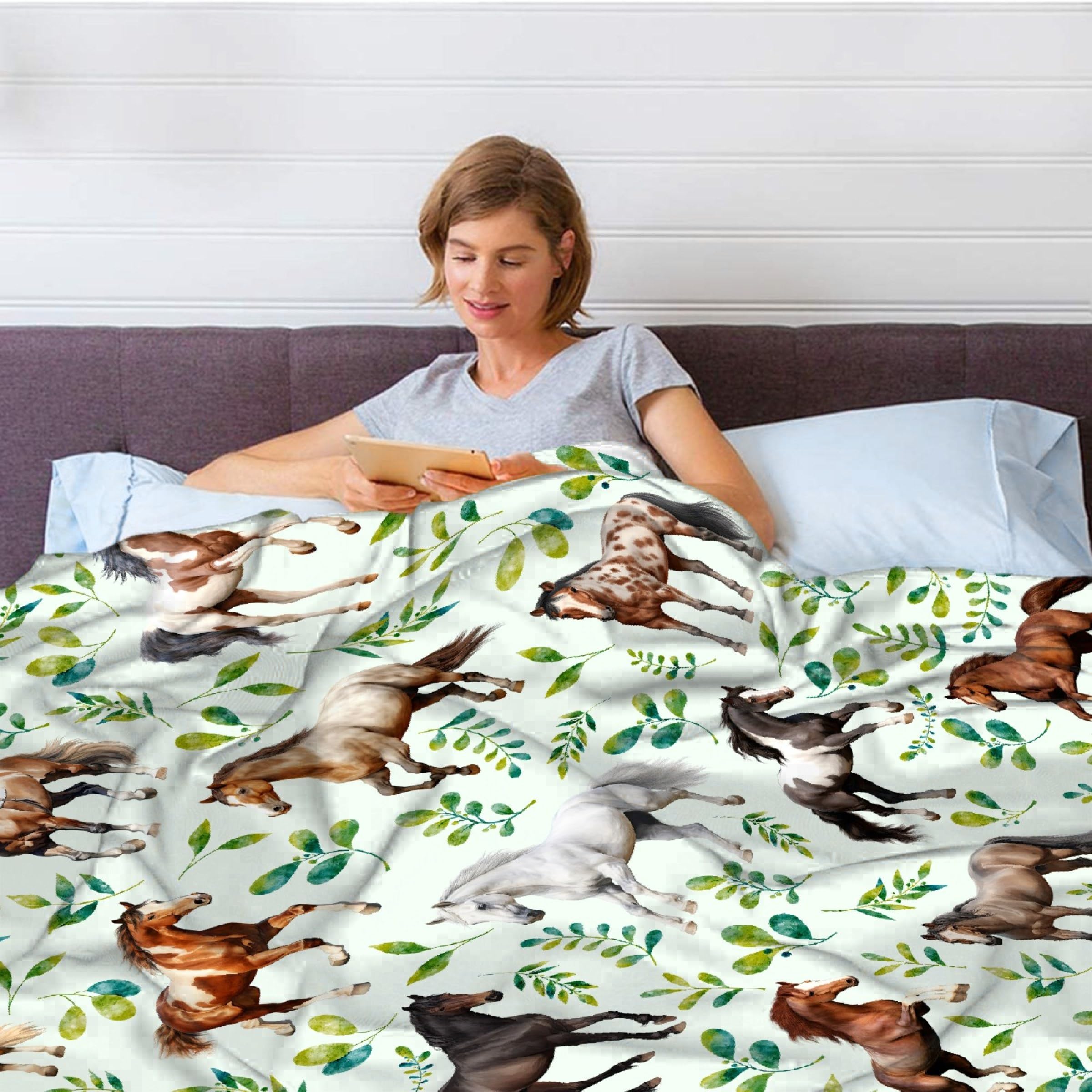 Horse Blanket Horse Lovers Gift for Girls Boys Cute Animal All Season Bedroom Sofa Living Room Decorations Soft Fuzzy Blanket Farmhouse Warm Flannel Blanket 90