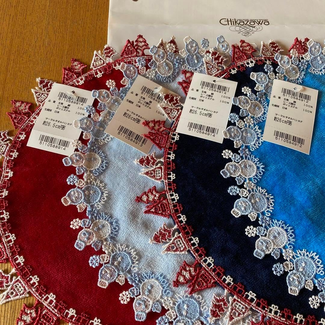近沢レース スイートホーム + 雪だるま ラウンドハンカチ4枚セット 近沢レース スイートホーム + 雪だるま ラウンドハンカチ4枚セット