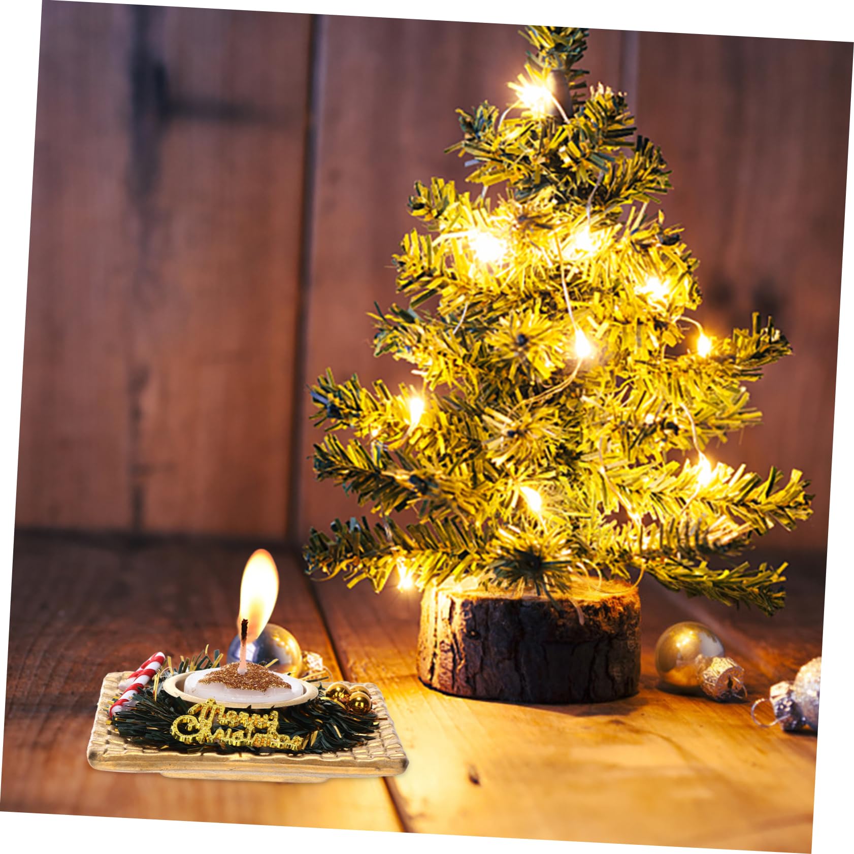 Garneck Xmas Tree Scented Candle Decorative Candle for Christmas Celebrations for Romantic Ambiance and Festive Decor for Valentine Day and Special Occasions