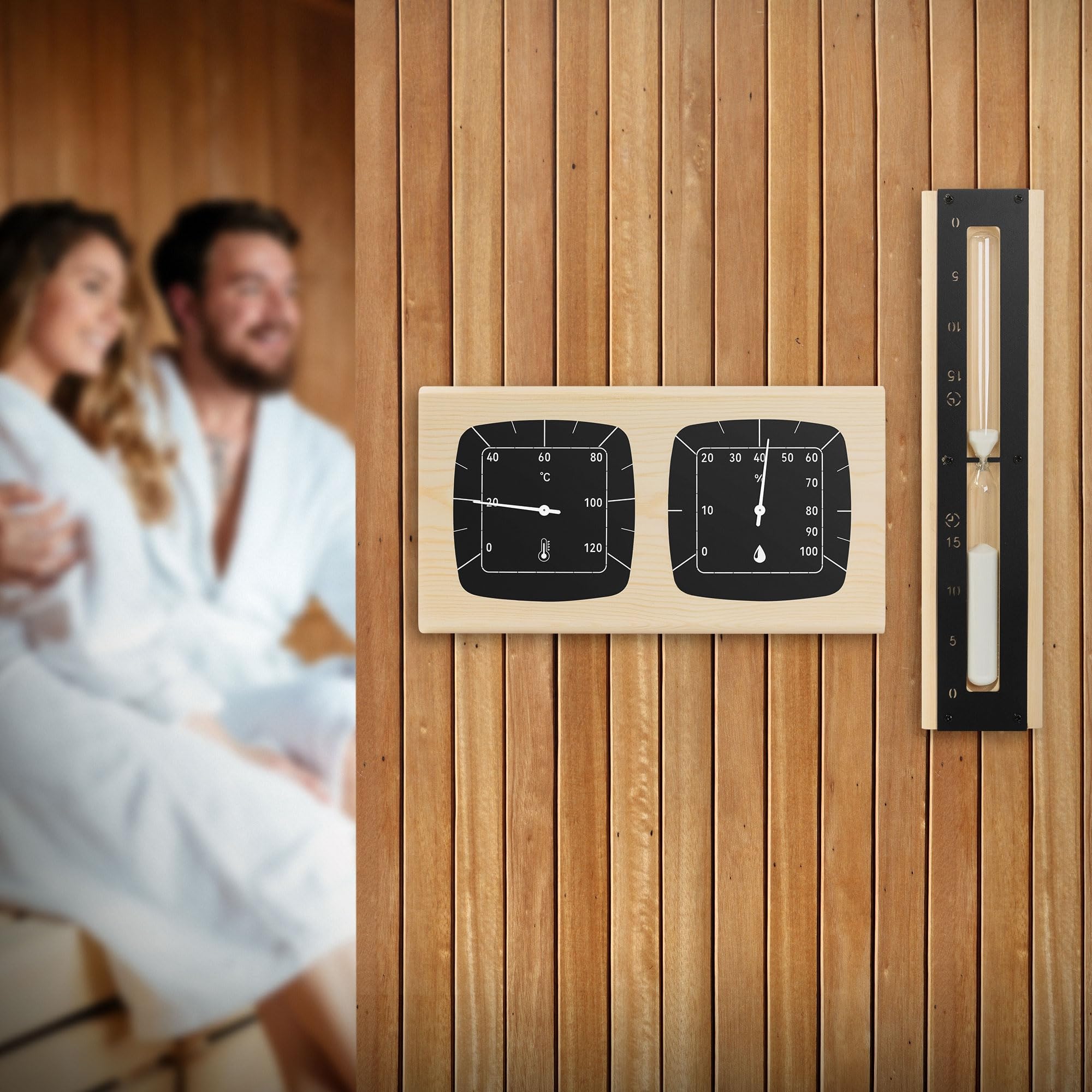 LuxeBath Saunazubehör-Set aus Aluminium & Naturholz, Schwarz, Sauna Set 4-teilig, Aufgusskübel mit Griff & Schöpfkelle, Thermometer-Hygrometer & 15min Sanduhr, Saunaeimer 6L, Langlebiges Sauna Zubehör