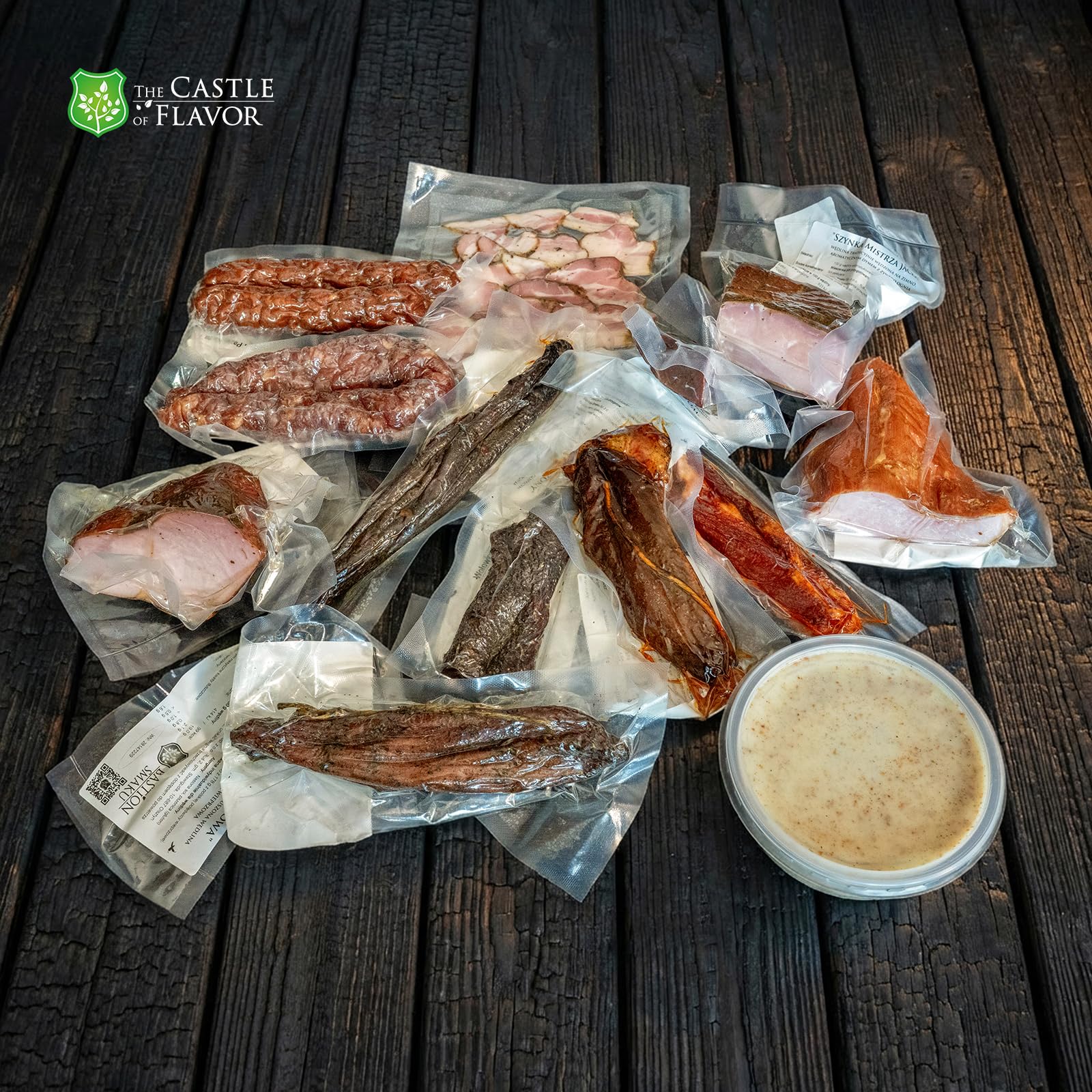 The Castle of Flavor Polnisches Trockenfleisch- und Wurstset 1,86 kg | 12 vakuumverpackte Spezialitäten: Rind, Ente, Schinken, Salami, Wurst, Schwein und Schmalz; zum Probieren oder Verschenken.