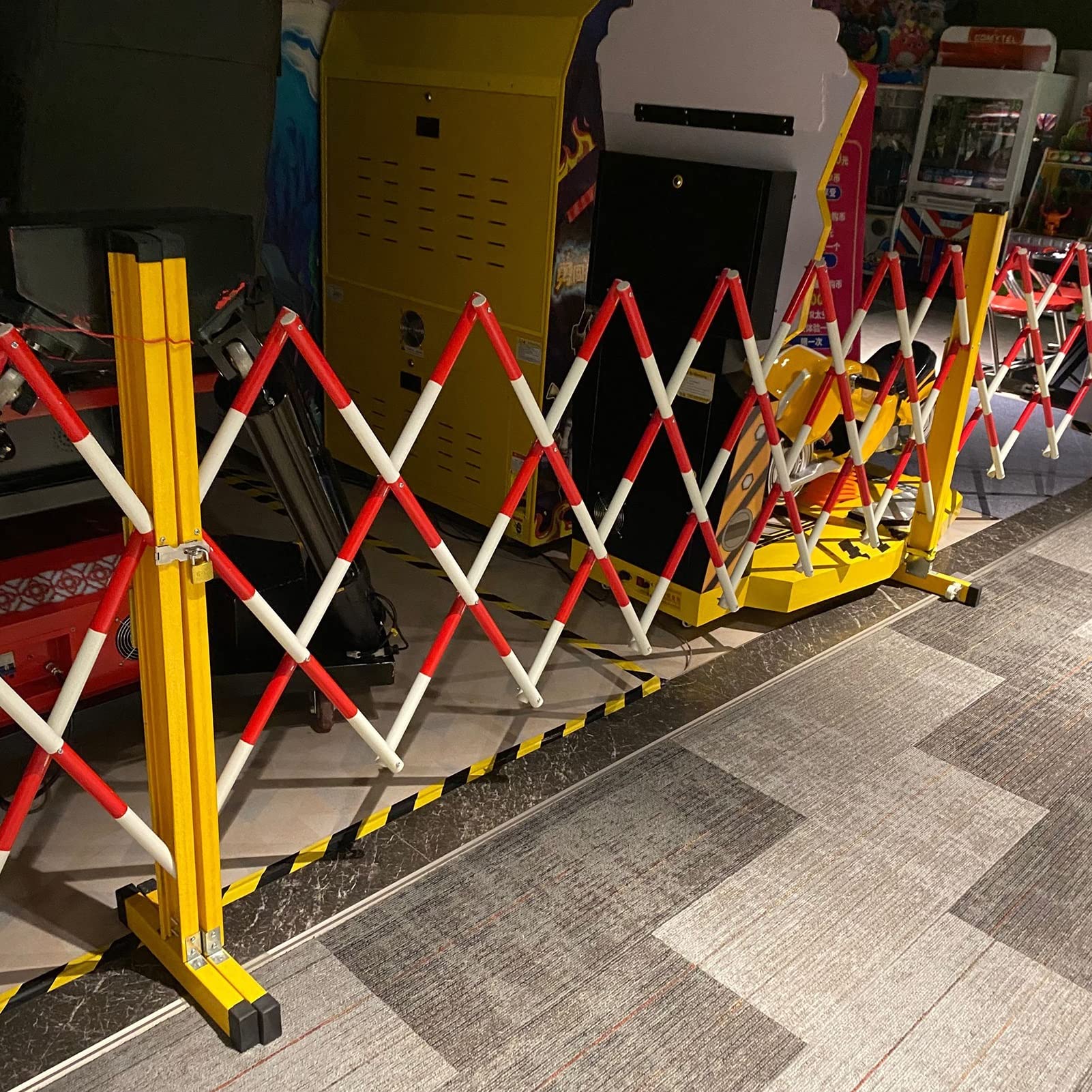 WQPMNYG Security Barrier,Expandable Metal Barricade - Heavy Duty Retractable Safety Barrier Gate for Shopping Malls, Garages, Courtyards - Mobile Fence (1.2m x 6m / 3.9ft x 19.7ft)