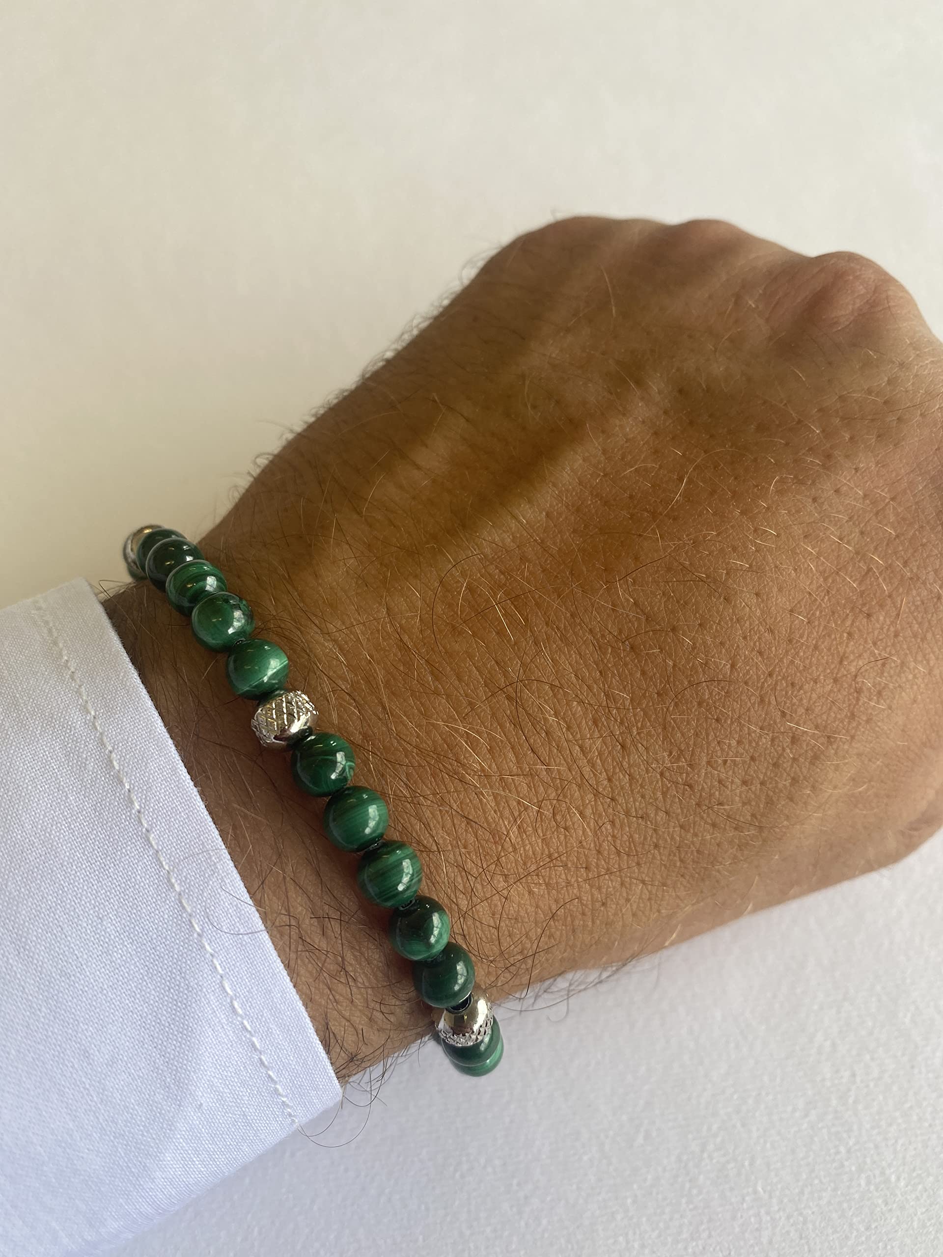 10:10 Bracciale in acciaio inox e pietre naturali di malachite da 6 mm e perle in acciaio inox, bracciale per uomo e donna molto resistente prodotto in Italia.