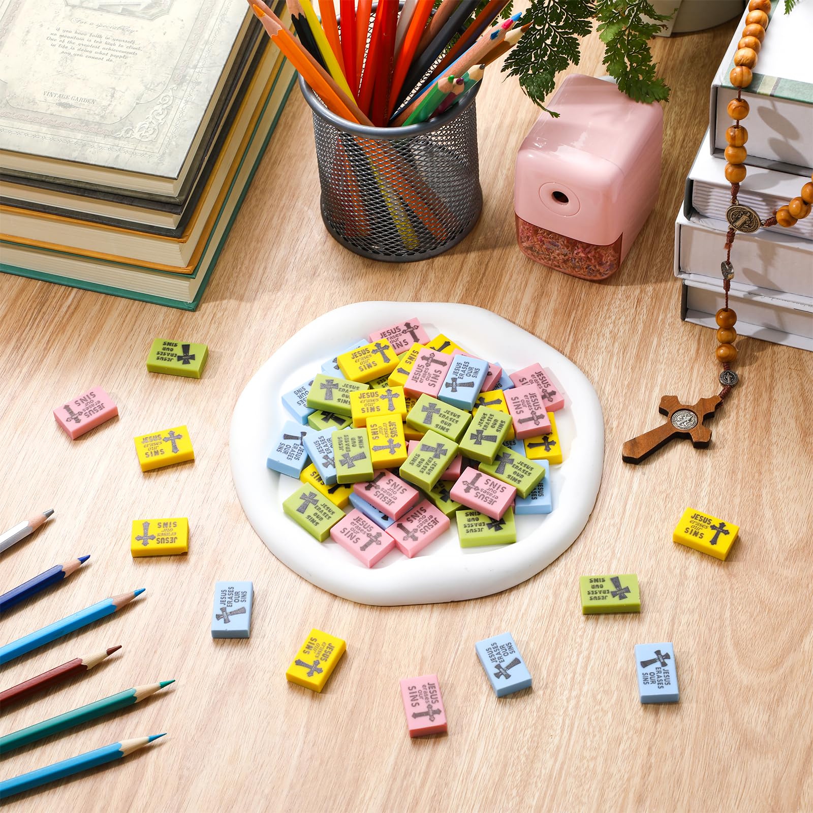 Dunzoom 100 gomas de borrar de Jesús borran nuestros pecados, 1 x 0.75 x 0.25 pulgadas, mini borrador cristiano para niños, pequeño borrador de cruz bíblica pastel para papelería de iglesia,