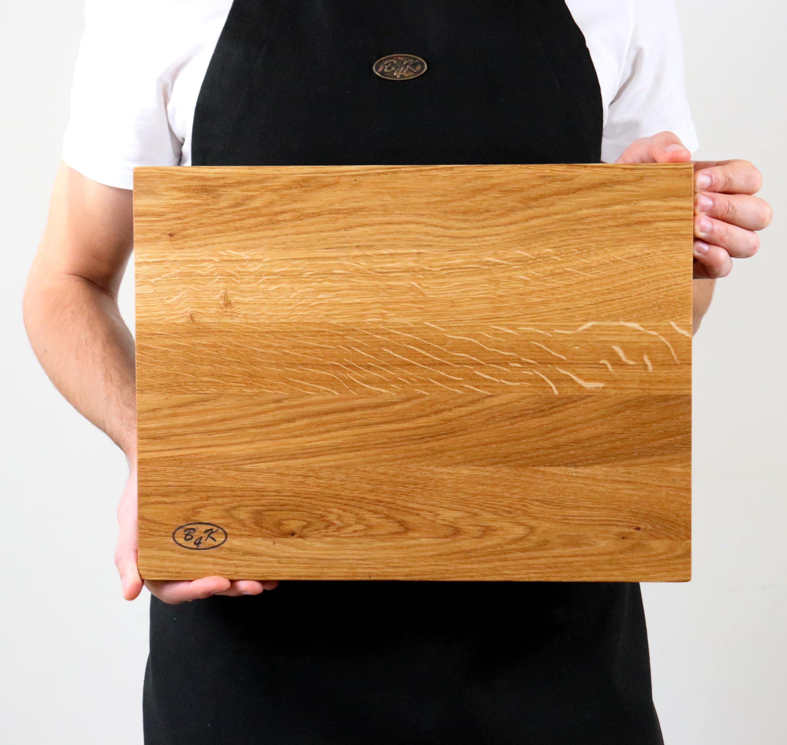 B4K Tablas de cortar de roble | Hecho a mano, aceitado y antibacteriano | Versátil como tabla de cocina, tabla de picar y tabla de servir, tamaños: 40 × 30 × 2,2 cm