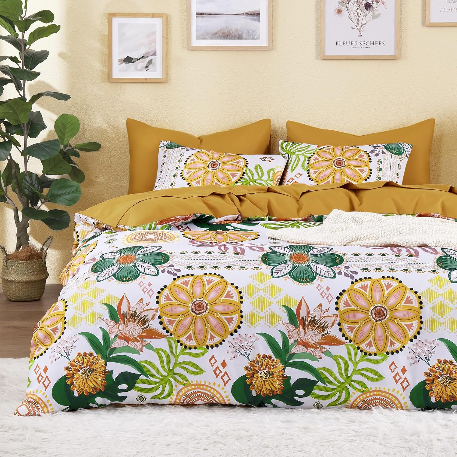 Wake In Cloud - Boho Duvet Cover Set, Floral Farmhouse Botanical Western Style with Colorful Flowers and Tropical Leaves, Soft Lightweight Bedding, 3-Piece, Amber Gold, Queen Size