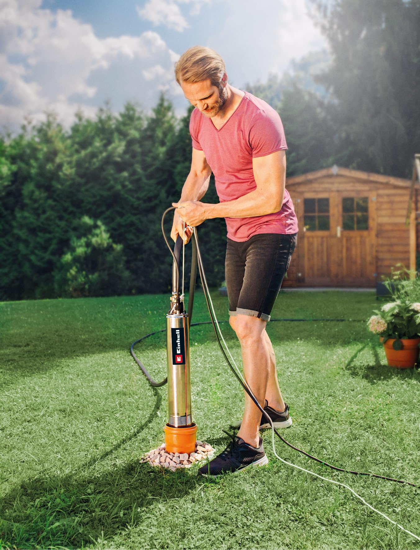 Einhell Tiefbrunnenpumpe GC-DW 1045 N (1000 Watt, bis zu 6500 L/h, max. Förderhöhe 45 m, Pumpendurchmesser 99 mm, 22 m Netzkabel)