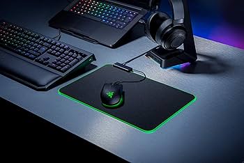 RAZER BASE STATION CHROMA ヘッドフォン スタンド Amazon.co.jp: Razer Base Station V2 Chroma ヘッドホン