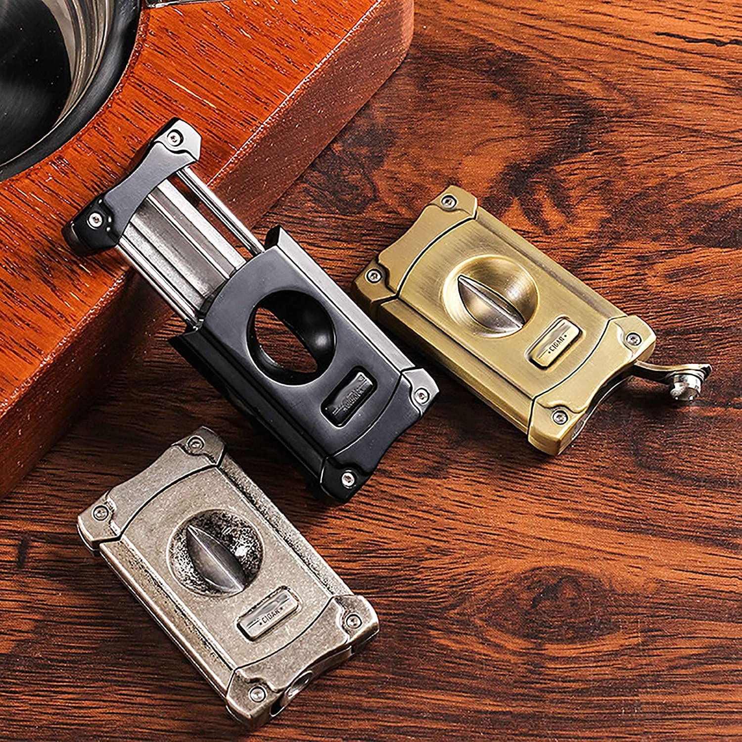 Zigarettenschneider Guillotine, Edelstahl Antike Bronze-Doppelklinge Zigarre-Clippers, Zinklegierung V-Cut-Guillotine, gefallen ist wie Hochzeiten, Weihnachten