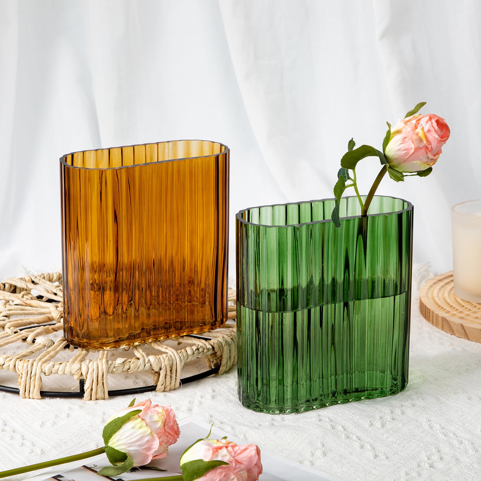 Oairse Clear Glass Oblong Vase - 17CM Ribbed Decorative Flower Vase for Living Room Dining Table, Wedding & Home Party - Green - Image 3