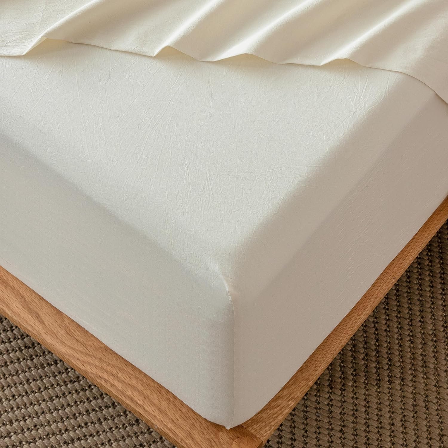 MooMee Fitted Bottom Sheet Only 100% Washed Cotton Linen Like Textured Breathable Durable Soft Comfy Deep Pocket Fits Mattress up to 17″ (Cream White, Queen)