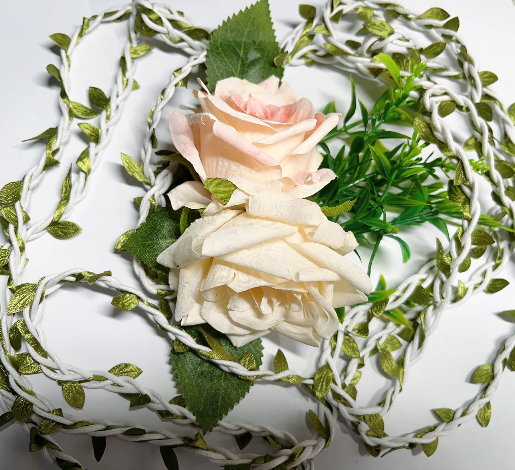 Lazo de boda católico para el momento del altar en ceremonias tradicionales