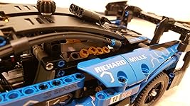 Review Image by Erik Erik