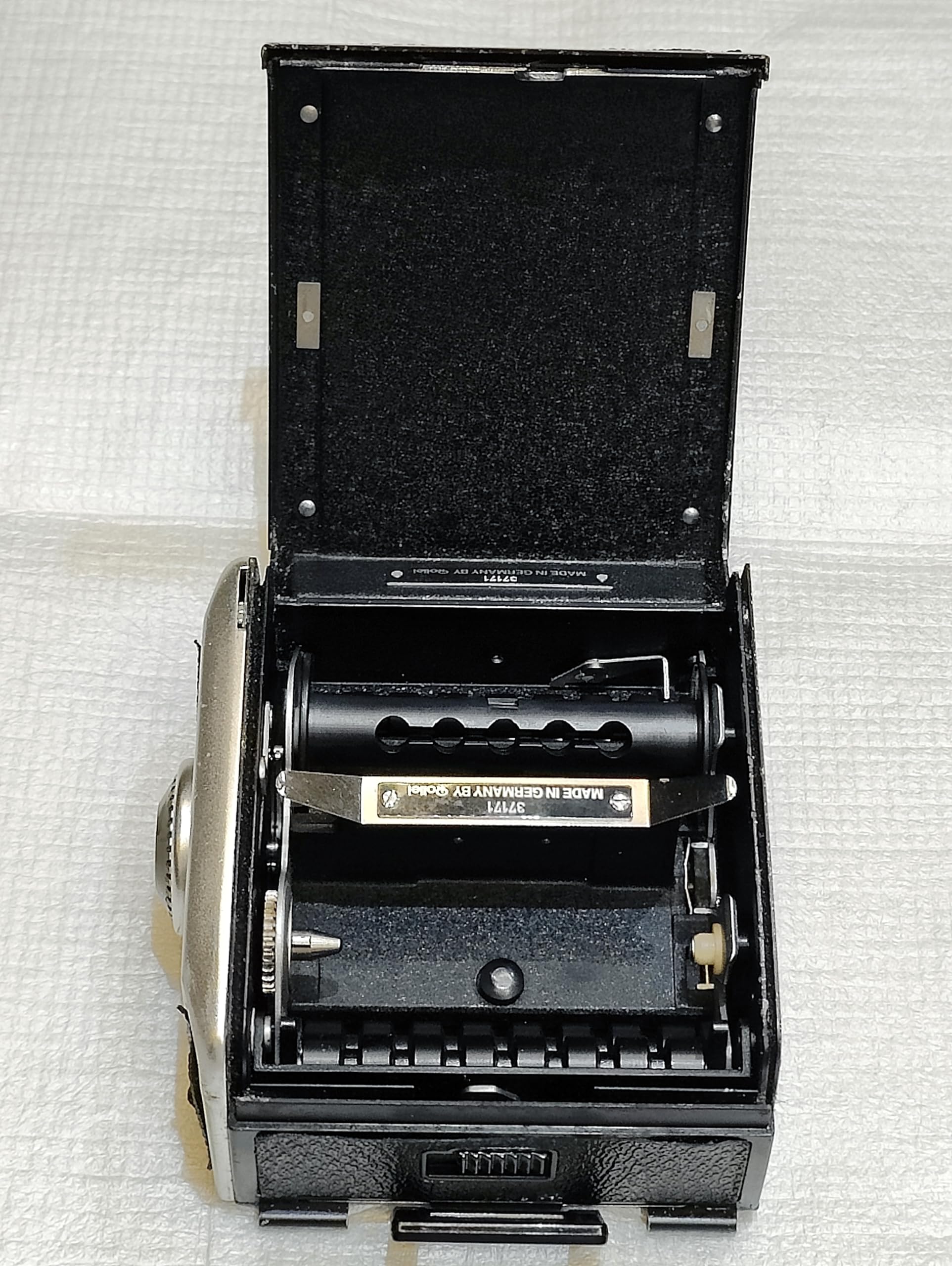 Rollei Rollieflex SL66 6x6 120/220 Roll Film Back : Amazon.in