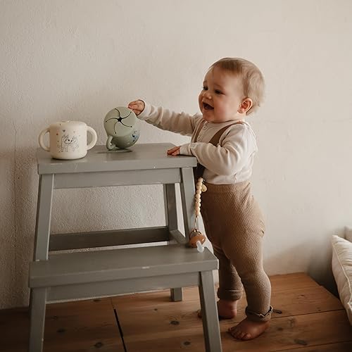 Miniatura 6 de mushie x Bluey Taza para merienda de silicona | Contenedor de alimentos a prueba de derrames para niños pequeños y bebés (Bluey Sage)
