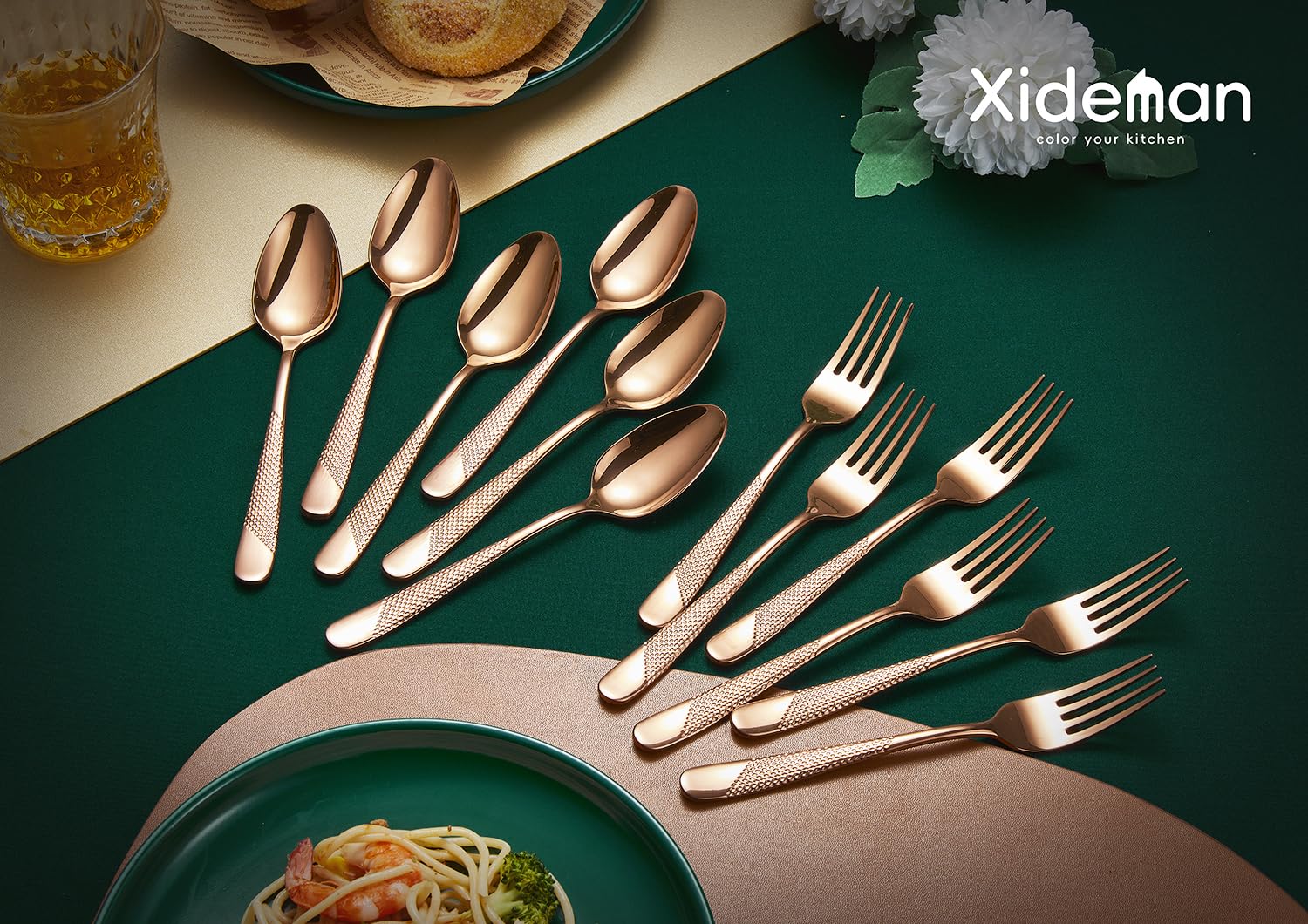 24 Stück Premium Löffel und Gabeln Besteck Set (17cm) - 18/10 Edelstahl Mittelgroße Tafellöffel/DessertLöffel/Suppenlöffel/Esslöffel & Gabel Set, Rutschfest Gehämmert
