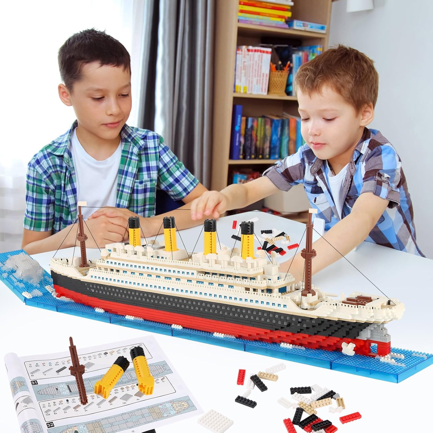 JONRRYIN Kit de construcción con iluminación LED, kit de modelismo Titanic, kit de maqueta de barco, regalo para niños de 6 a 12 años y adultos (para niños y niñas)