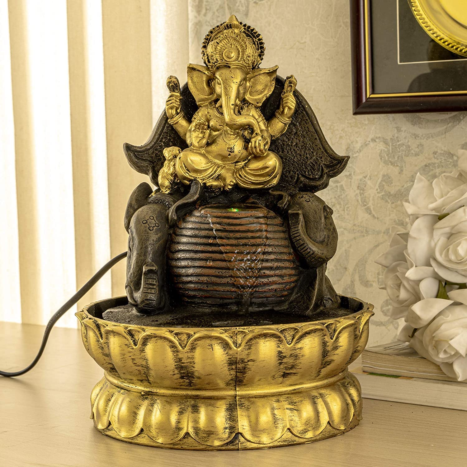 Fontaine à eau de jardin et salon pour créer une ambiance zen sur votre table