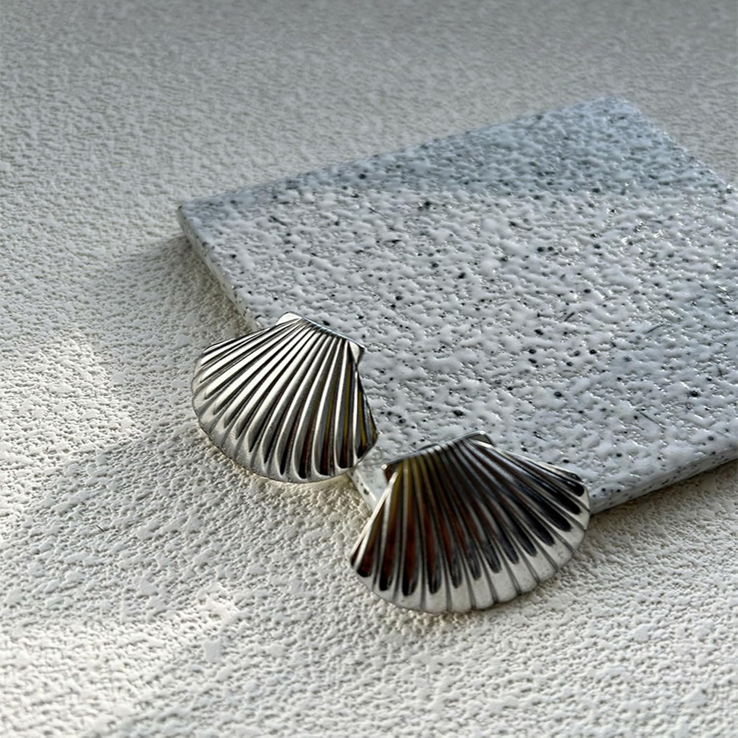 Shell Earrings for Women Gold Silver Starfish Seashell Drop Ocean Beach Outfits for Women Fashion Accessories Gifts - Image 4