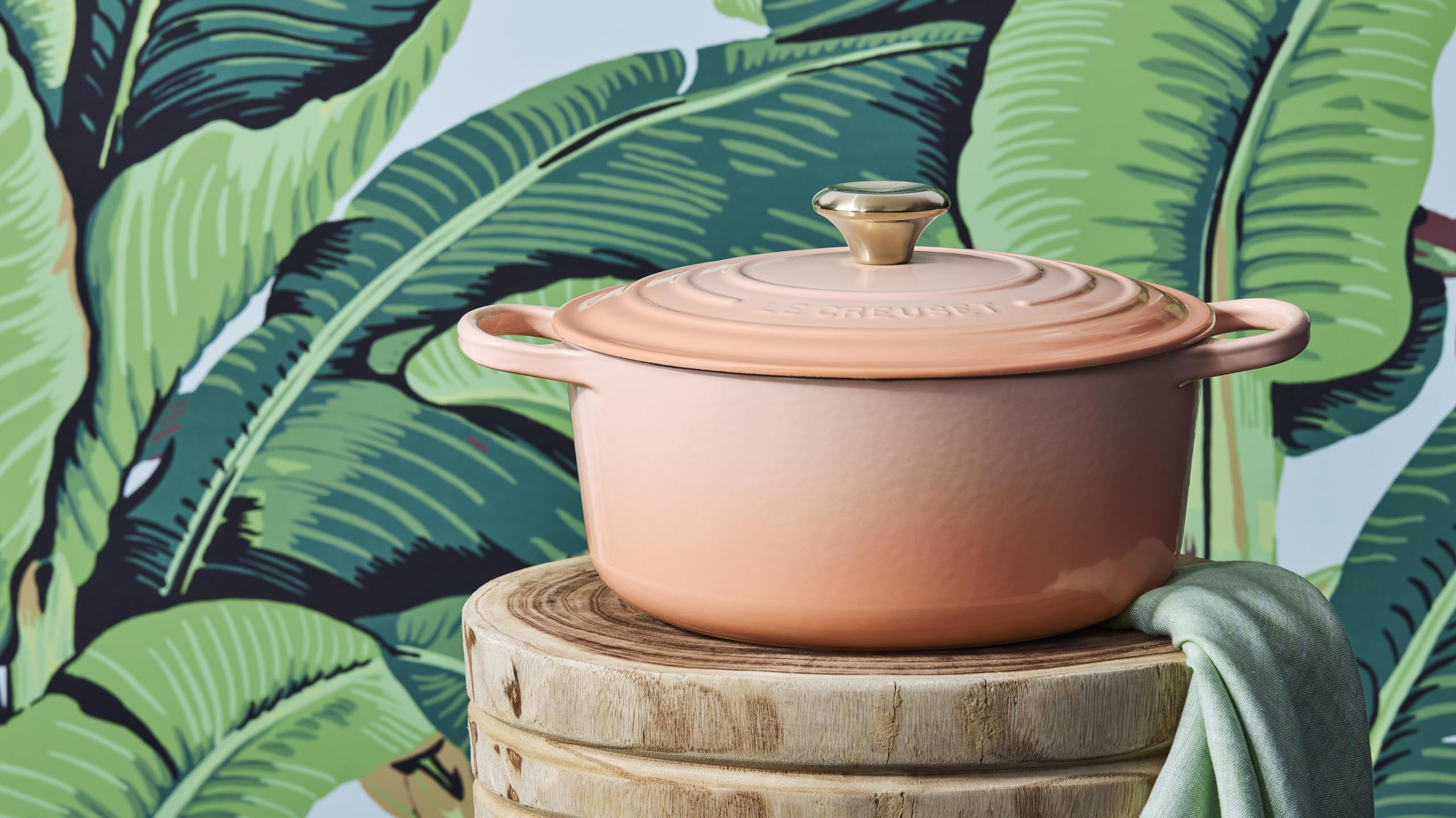 LE CREUSET PECHE PEACH 丸型ホーロー鍋 箱付き LE CREUSET PECHE PEACH 丸型ホーロー鍋 箱付き LE CREUSET PECHE