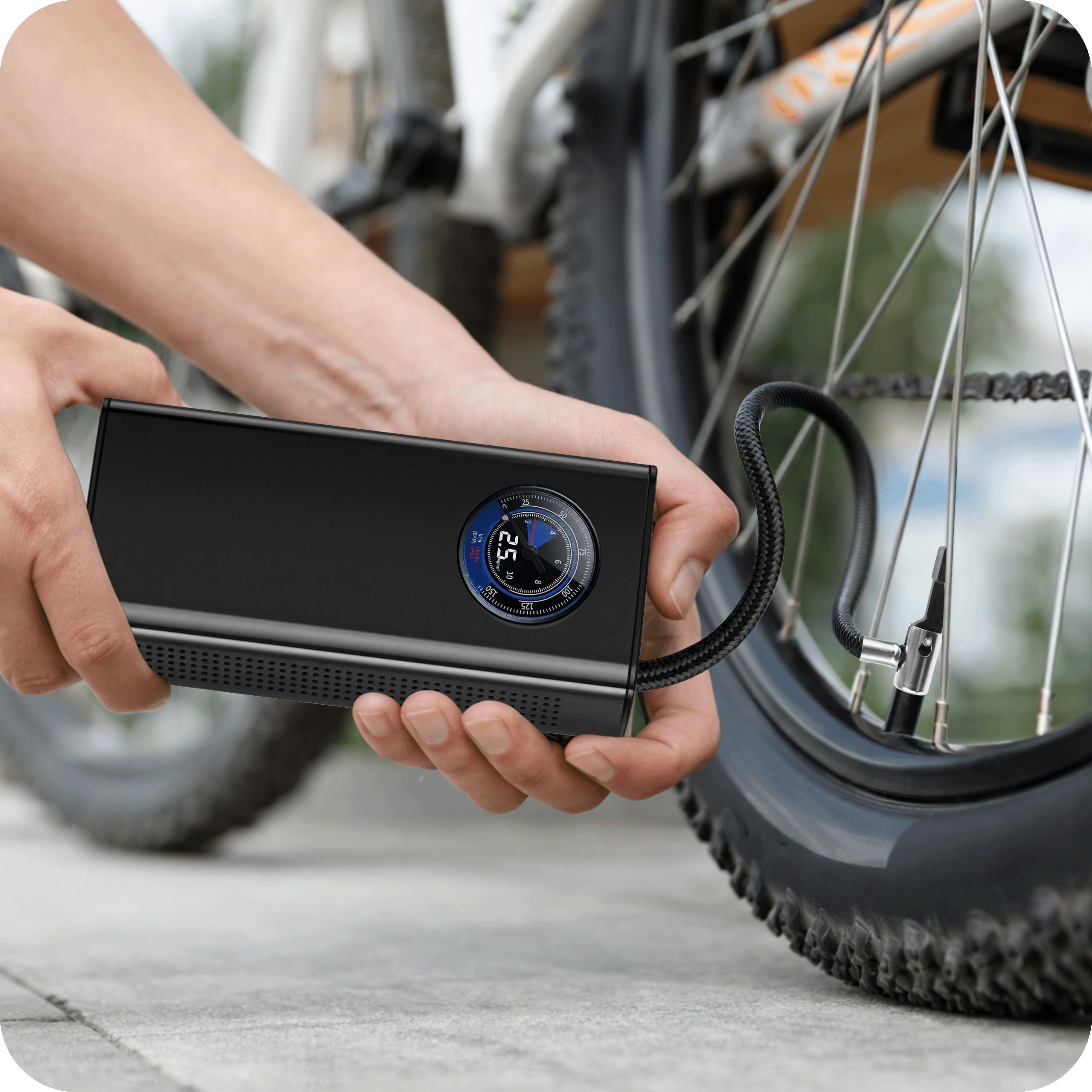 KRUMAD Pompka powietrzna bezprzewodowa do roweru elektryczna, akumulatorowa pompka rowerowa z manometrem, USB pompa powietrza, mini kompresor do samochodu, pompka do motocykla, piłek, akcesoria