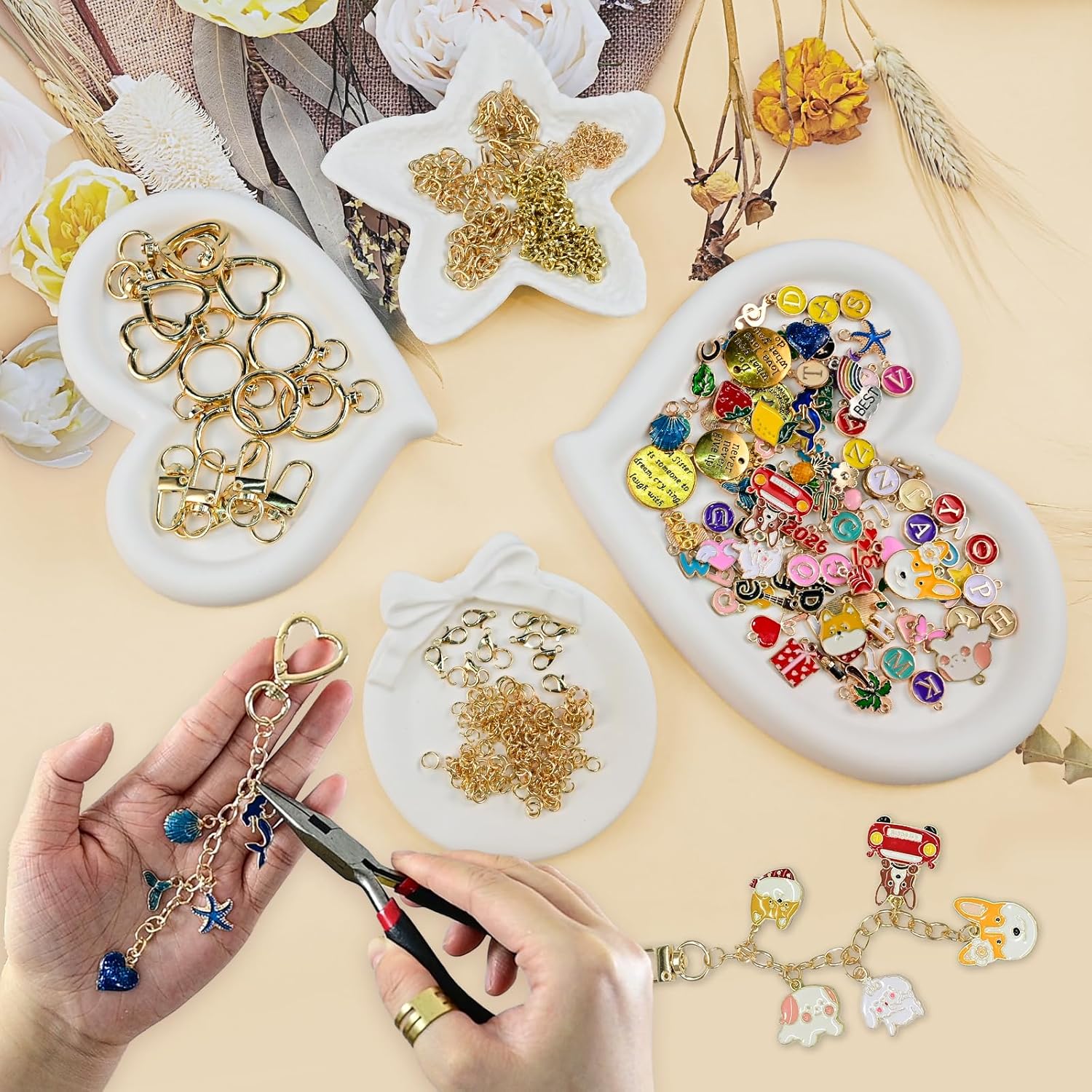 VvLons 323Pcs Keychain Making Kit, Lip Gloss Keychain Making Kit Including 101 Charms 15 Clips 20 Extender Chain, Jewelry Making Kit for Bags Keychains Valentine Gifts Craft Supplies - Image 5