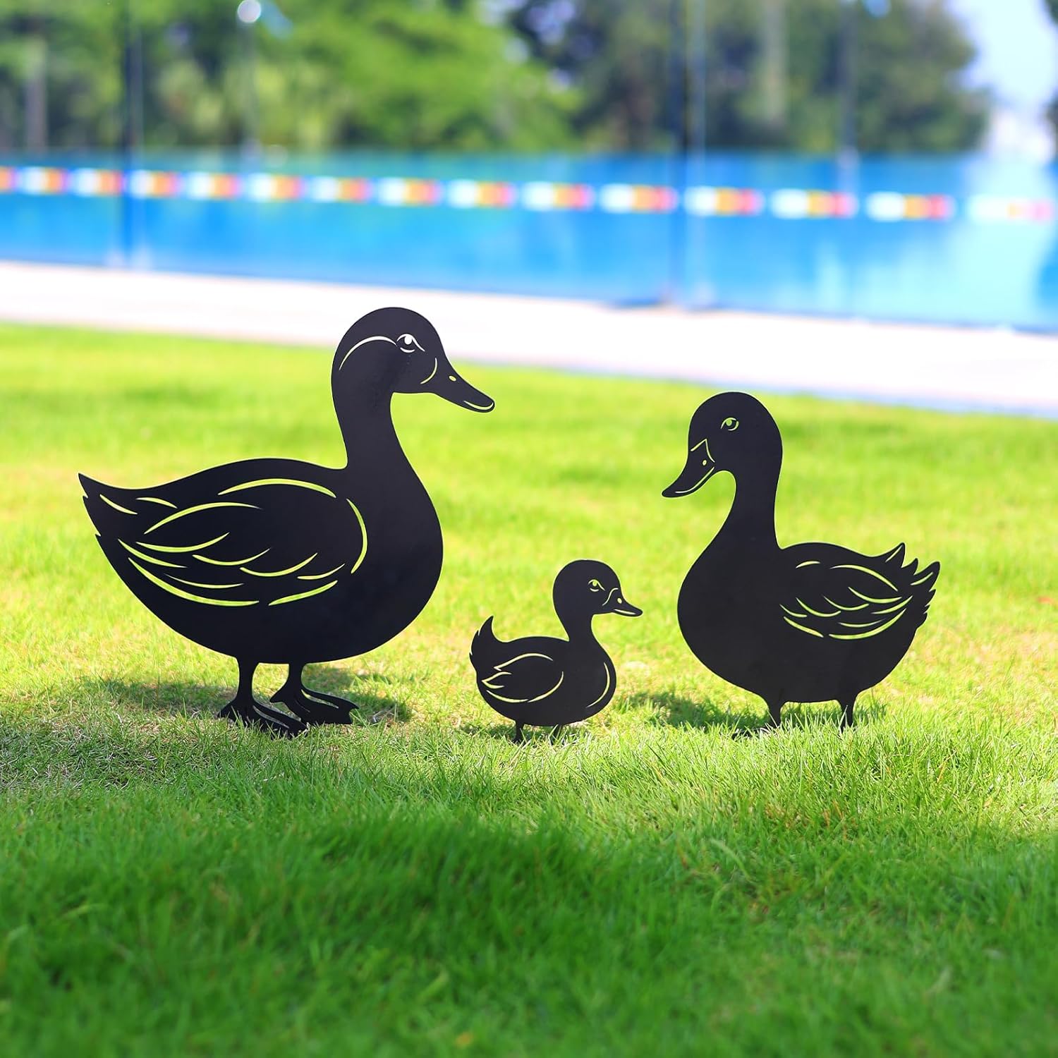 WACLSTDAY Duck Metal Decorative Garden Stakes Duck Gifts for Women/Men,Black Ducks Silhouette Statues for Garden Decor, Yard Art, Lawn, Pathway, Patio,Outdoor