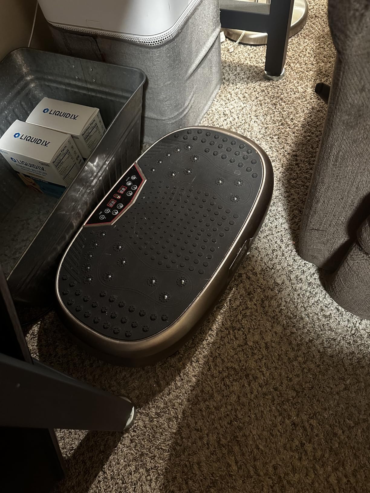 EILISON FitMaxx 3D XL Vibration Plate Exercise Machine - Whole Body Workout Vibration Platform w/Loop Bands - Lymphatic Drainage Machine for Weight Loss, Shaping, Wellness, Recovery