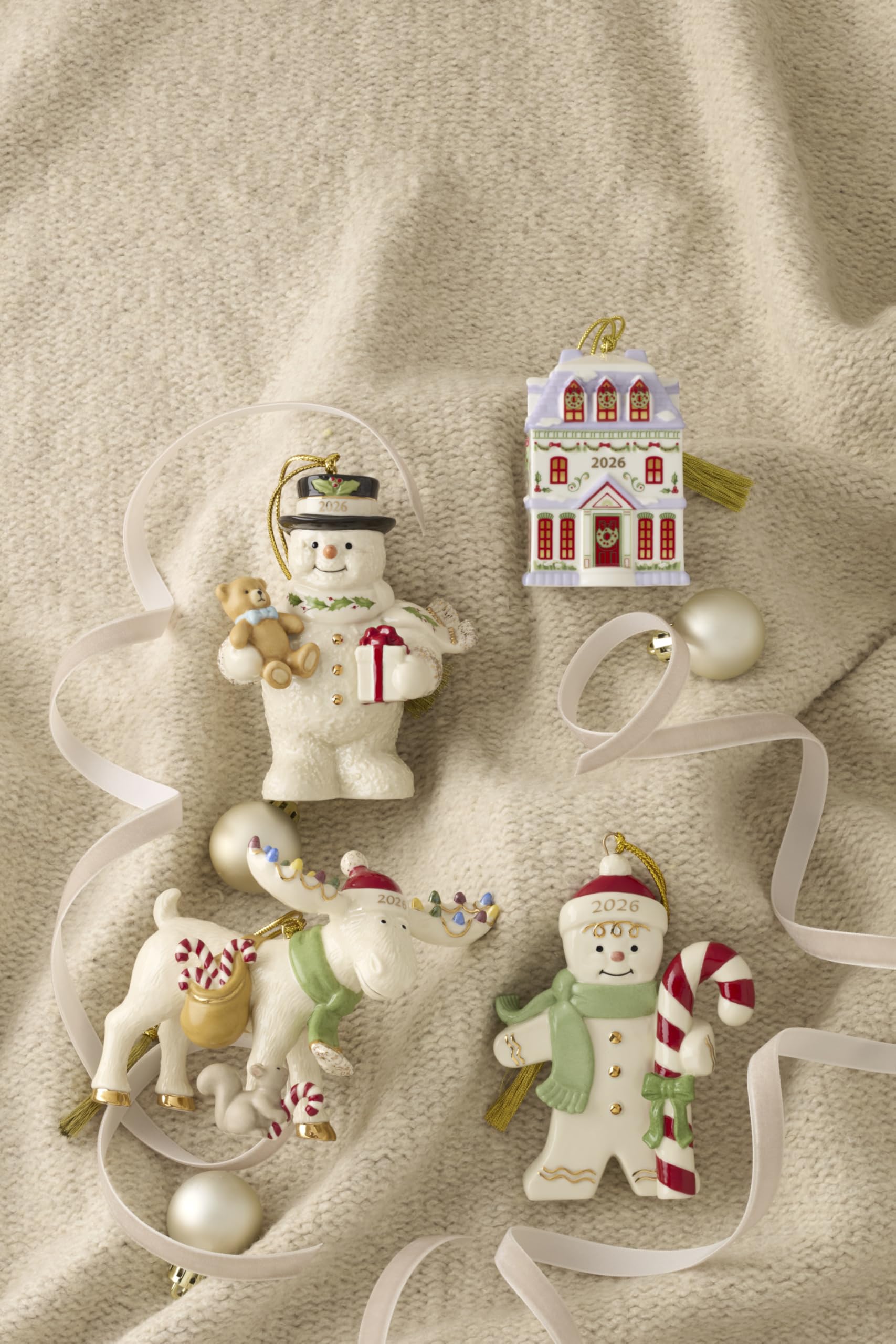 Lenox 898584 2026 - Decorazione a forma di omino di pan di zenzero con bastoncino di zucchero