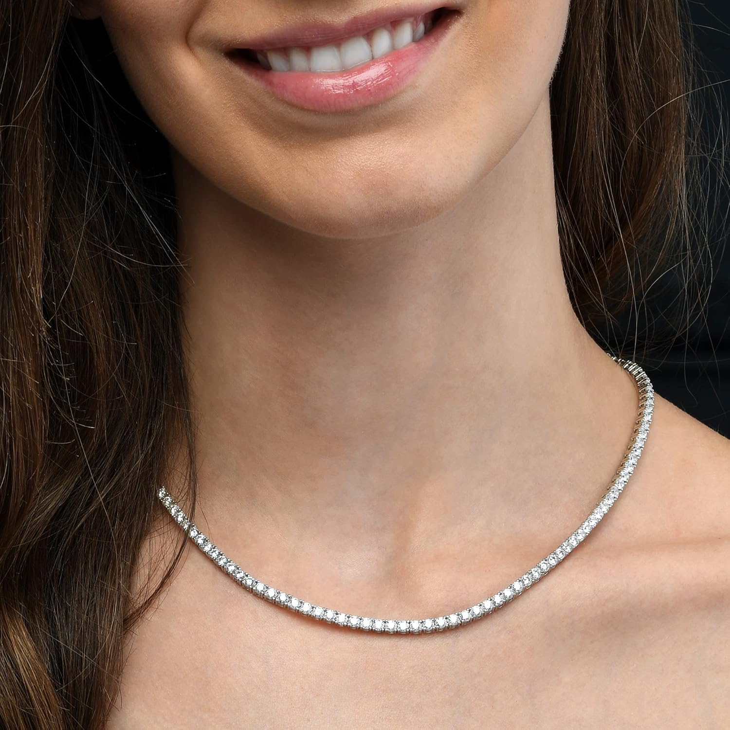 Diamond Treats 925 Sterling Silver Tennis Necklaces for Women, Stunning Statement Necklace with Round Cubic Zirconia Stones, Tennis Chain Necklace in 925 Silver with Gift Box