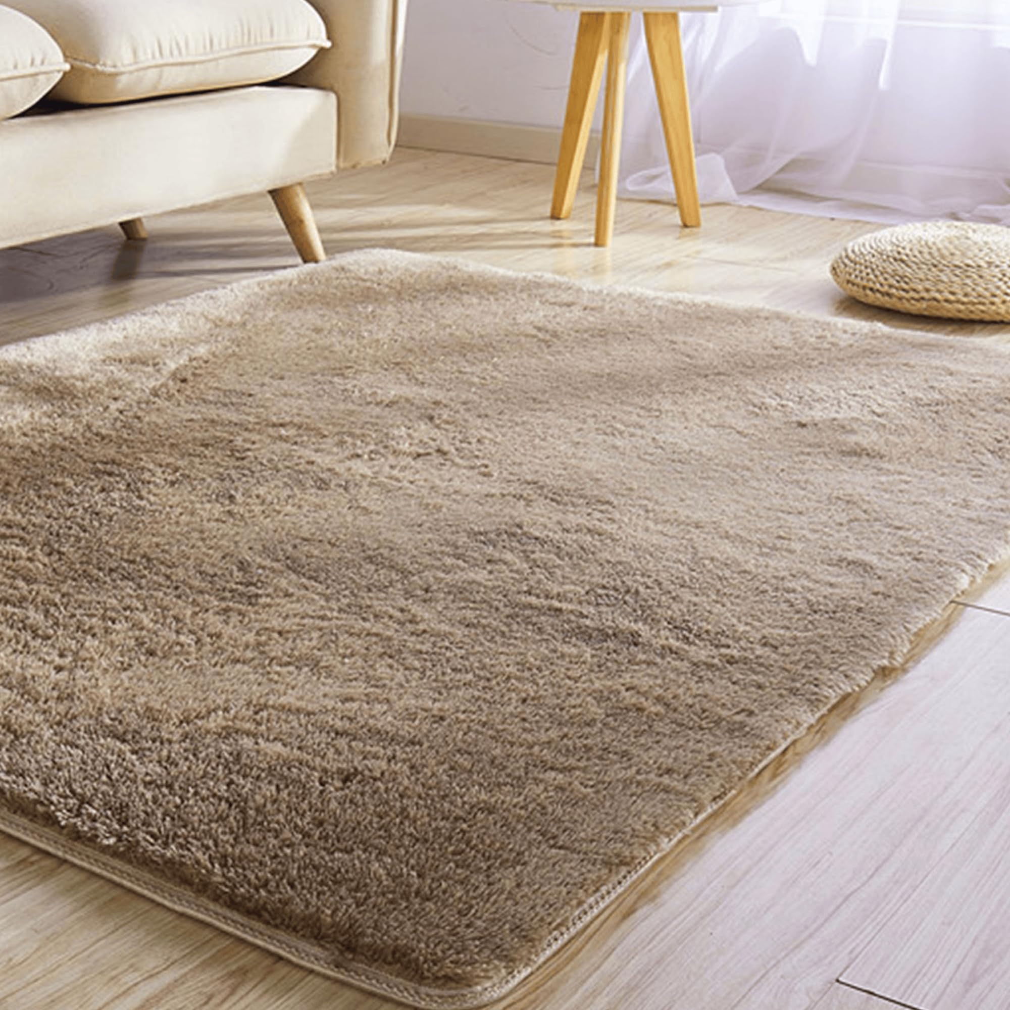 Tapis salon shaggy super doux pour réchauffer le sol de la salle à manger