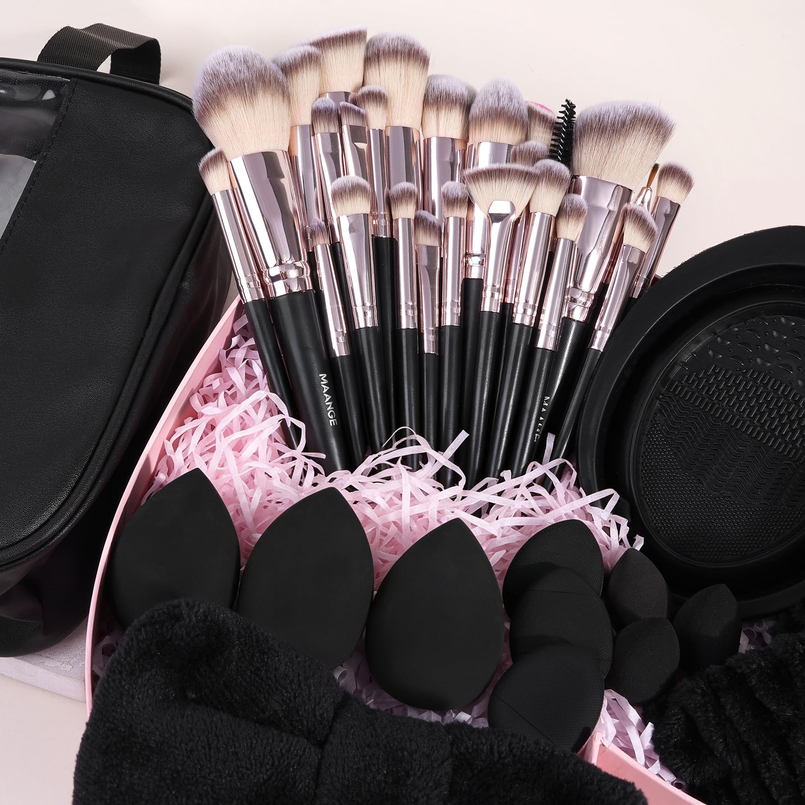 MAANGE Set di 42 pennelli da trucco, set completo di pennelli per trucco, 5 prodotti inclusi per fondotinta, ombretto, correttore, ombretto, set di pennelli per trucco, nero