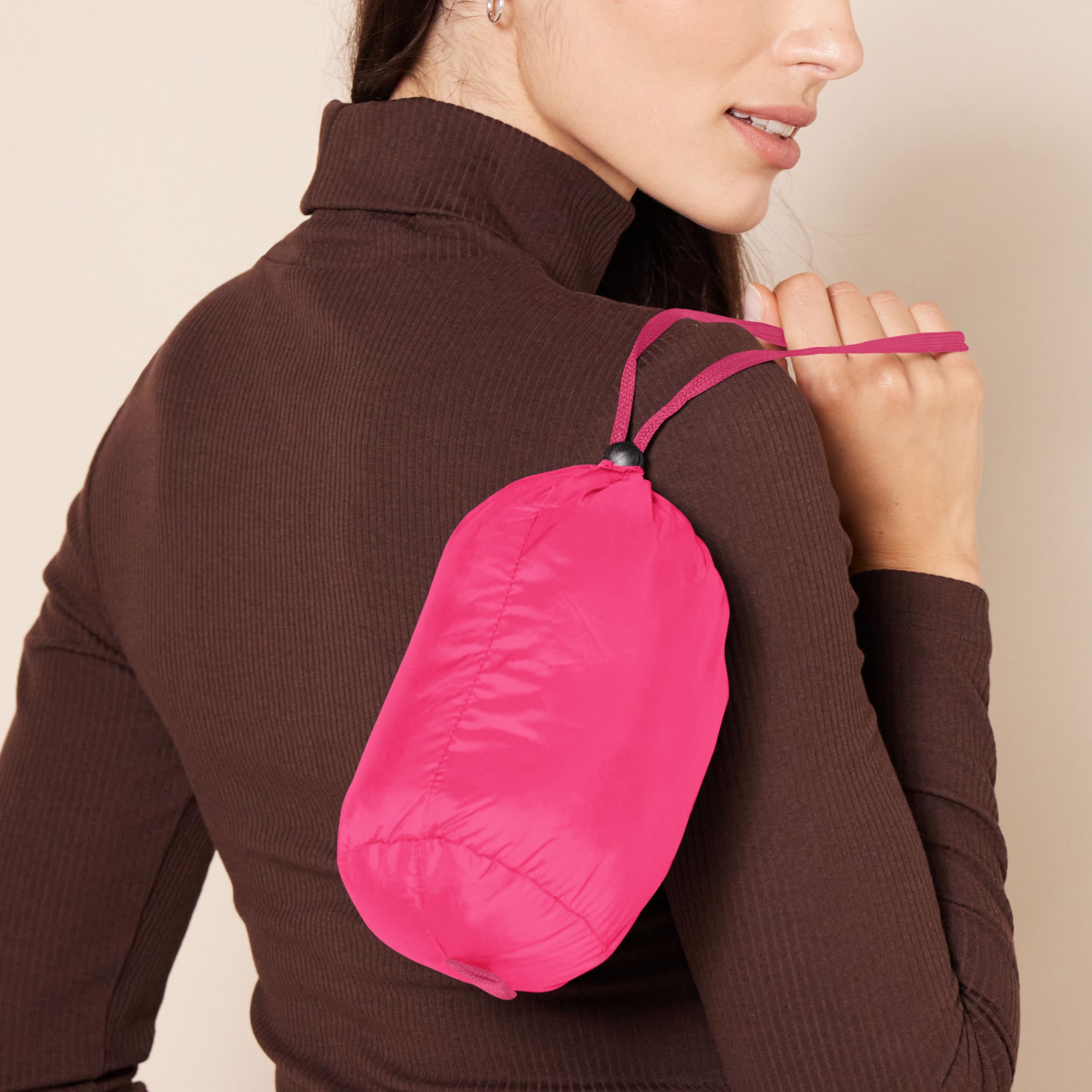 Amazon Essentials Piumino Leggero a Maniche Lunghe Resistente all'Acqua Ripiegabile (Disponibile in Taglie Forti) Donna