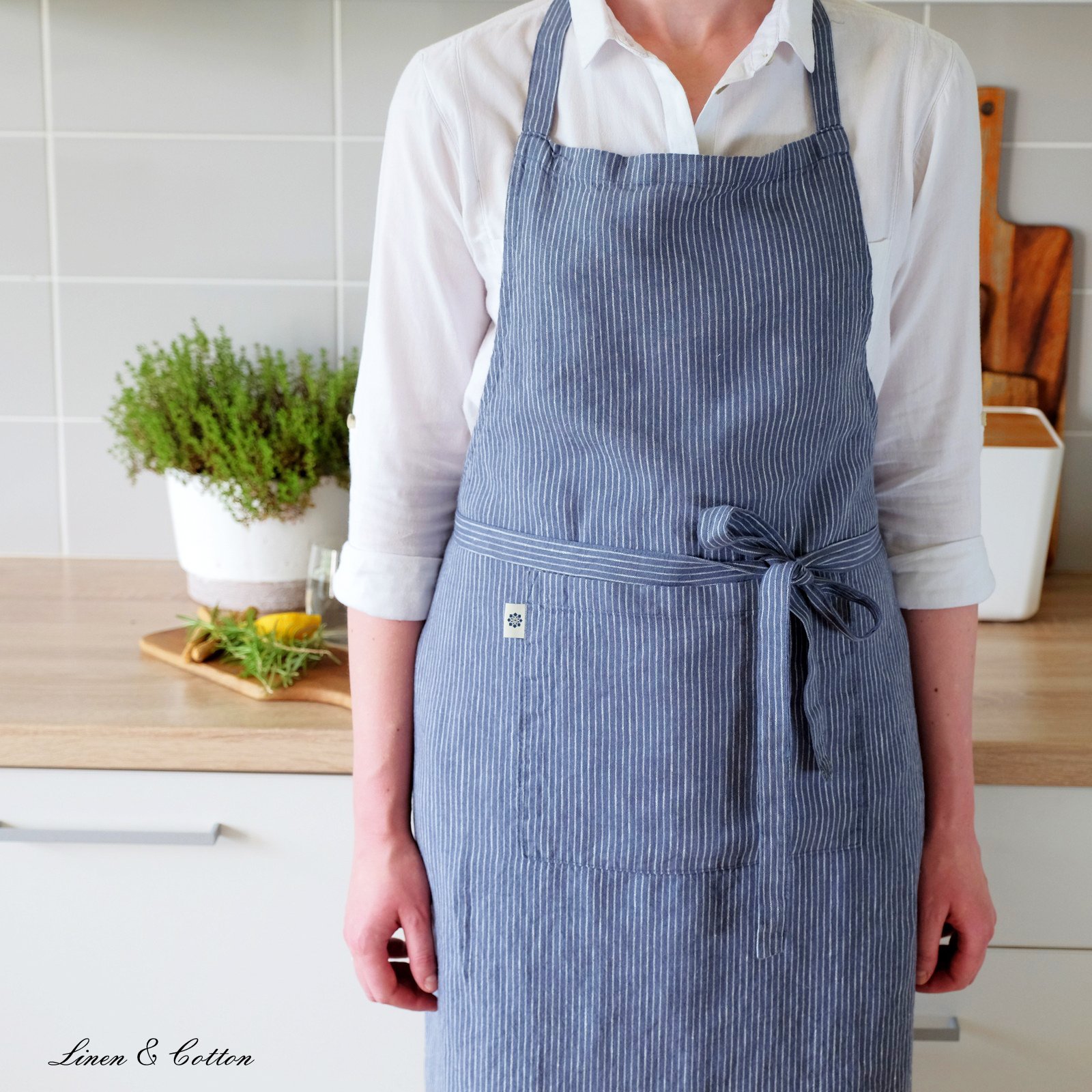 Linen & Cotton Zacht Linnen Schort Keuken Schort Dames Heren Vrouwen Mannen Unisex Livi – 100% Linnen, Zwart (66 x 100 cm) Gestreepte Lang Koken Schort voor Het Koken Bakken Bakkerij Bloemenwinkel